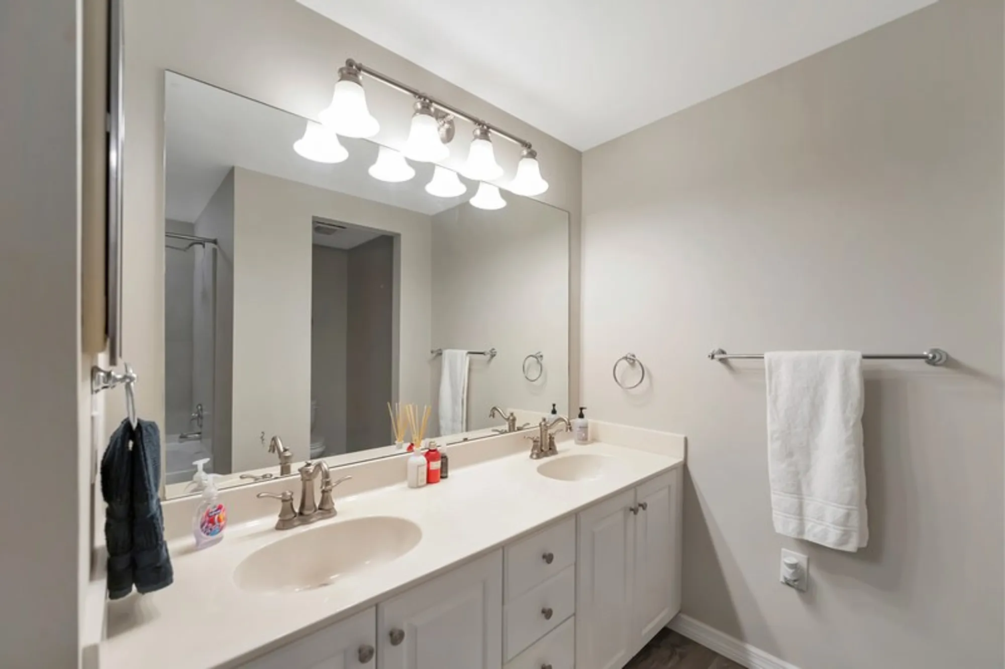 Property Slideshow image 31 of 34 | 5060 harmony cir apt 307, Vero Beach, FL, 32967