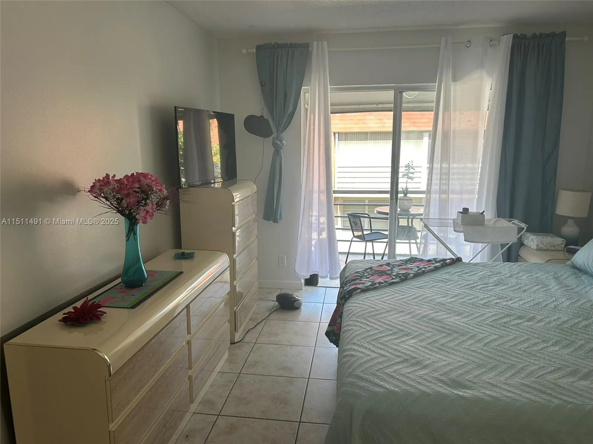 Property Slideshow image 12 of 74 | 2901 nw 47th ter 344b, Lauderdale Lakes, FL, 33313