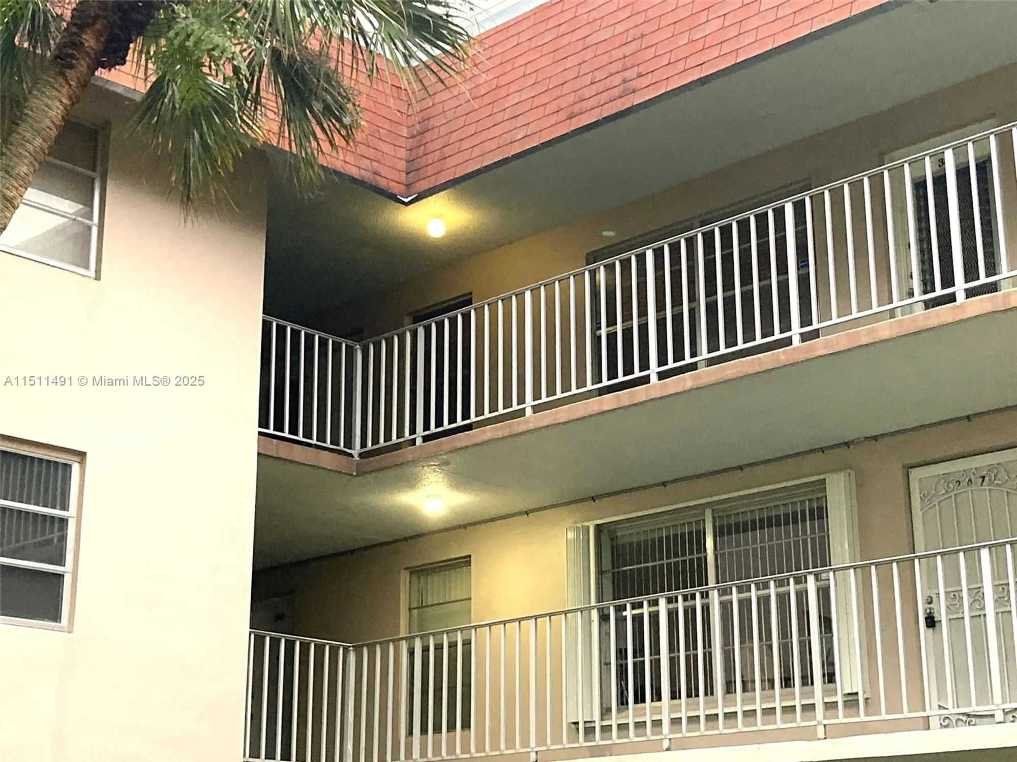 Property Slideshow image 39 of 74 | 2901 nw 47th ter 344b, Lauderdale Lakes, FL, 33313