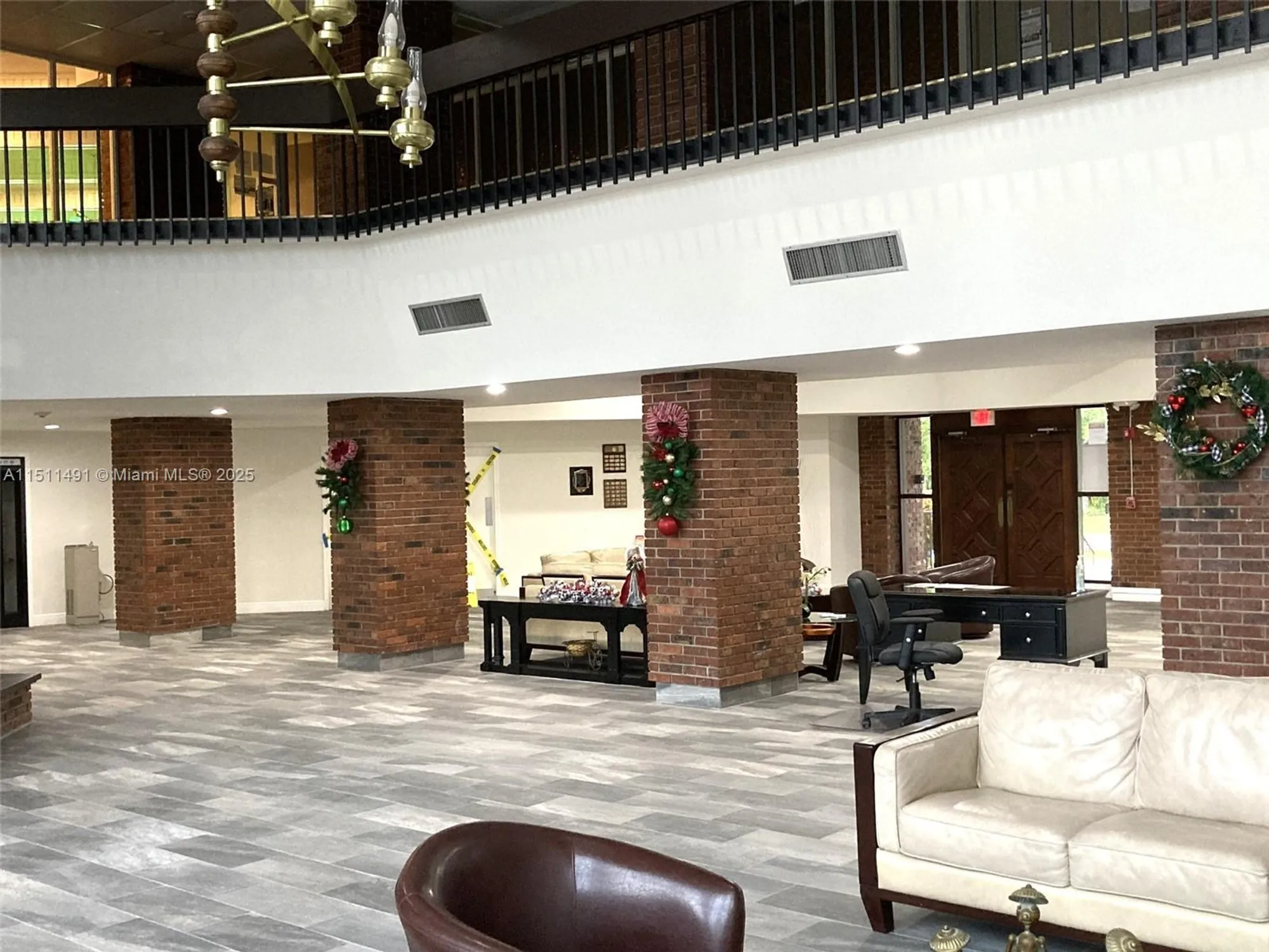 Property Slideshow image 46 of 74 | 2901 nw 47th ter 344b, Lauderdale Lakes, FL, 33313