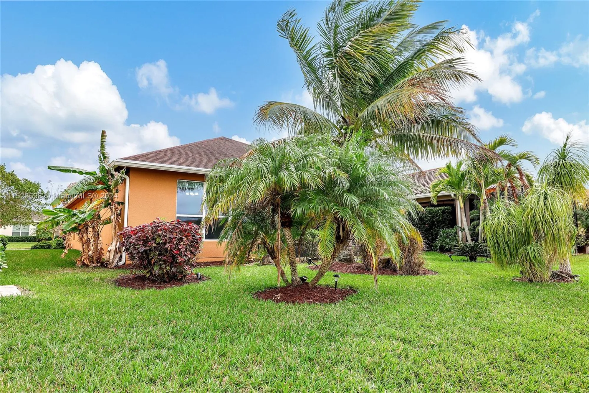 Property Slideshow image 4 of 61 | 12360 sw weeping willow ave, Port St Lucie, FL, 34987
