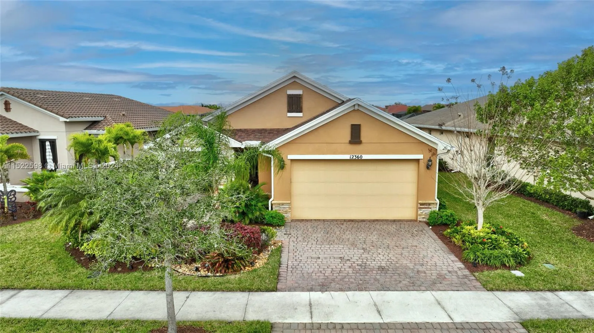 Property Slideshow image 40 of 61 | 12360 sw weeping willow ave, Port St Lucie, FL, 34987