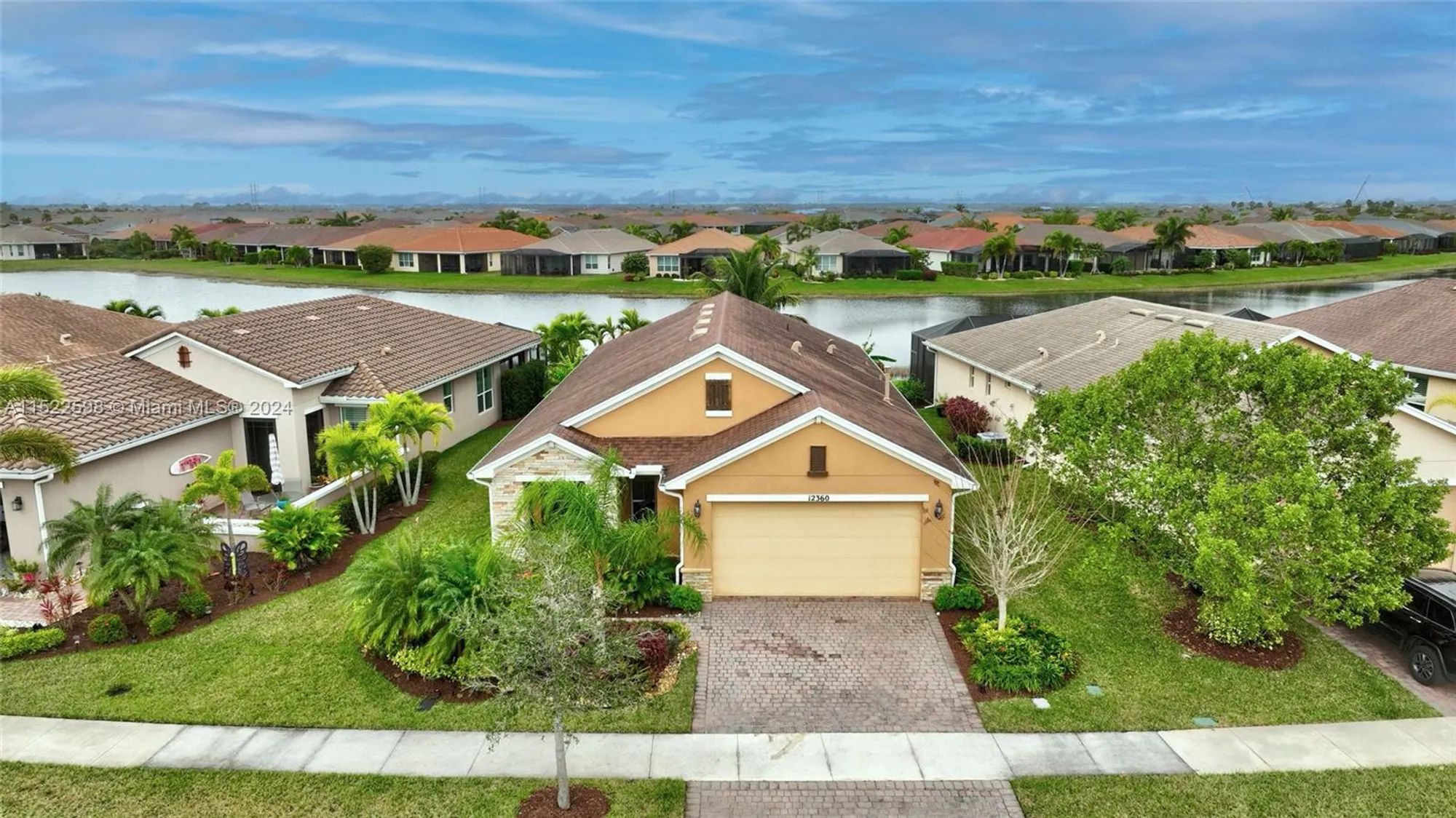 Property Slideshow image 41 of 61 | 12360 sw weeping willow ave, Port St Lucie, FL, 34987