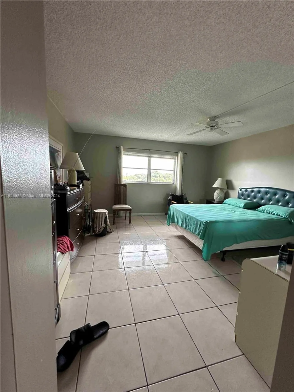 Property Slideshow image 8 of 17 | 2061 nw 47th ter 405, Lauderhill, FL, 33313