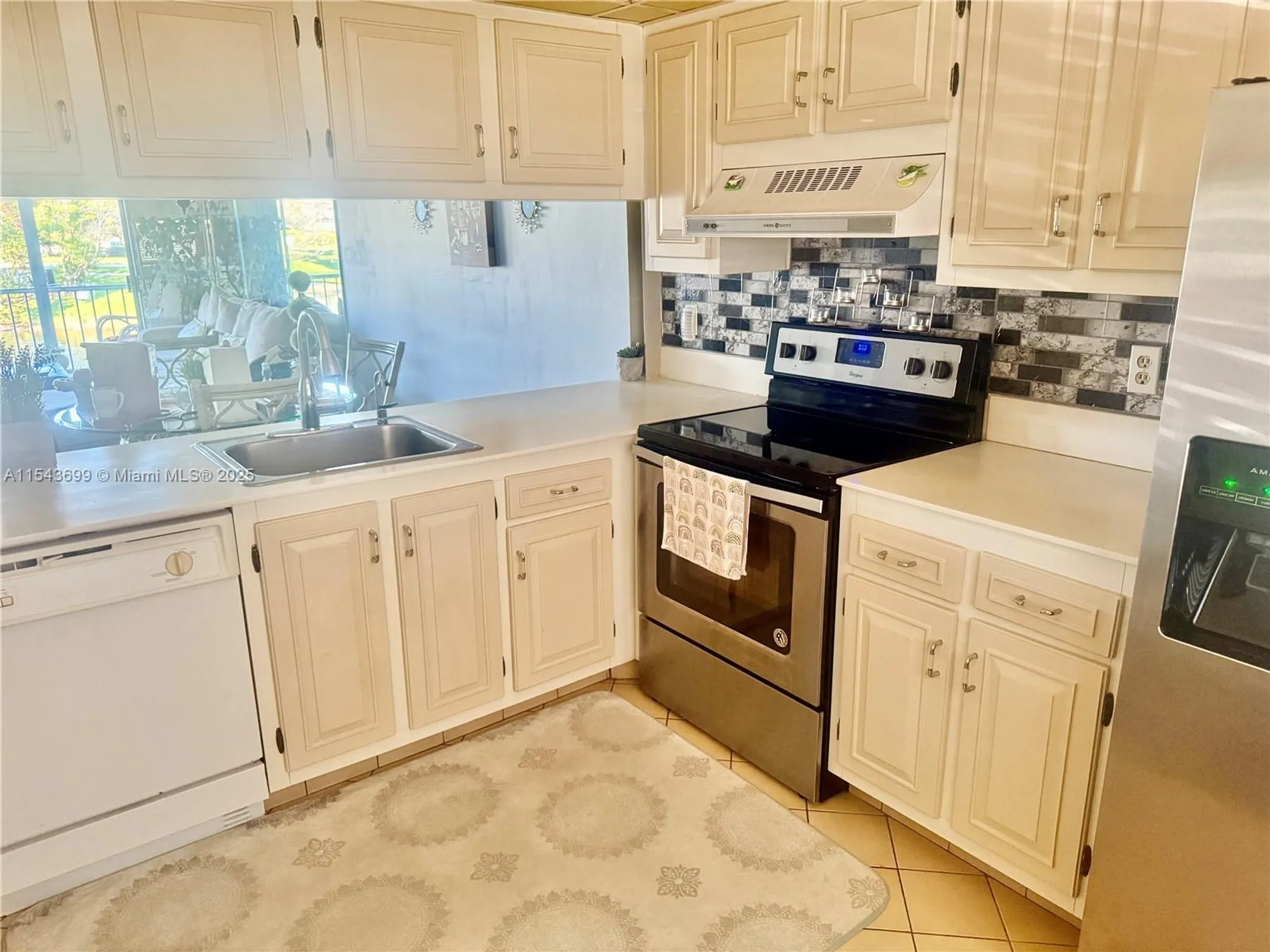 Property Slideshow image 7 of 57 | 2709 nassau bnd g2, Coconut Creek, FL, 33066