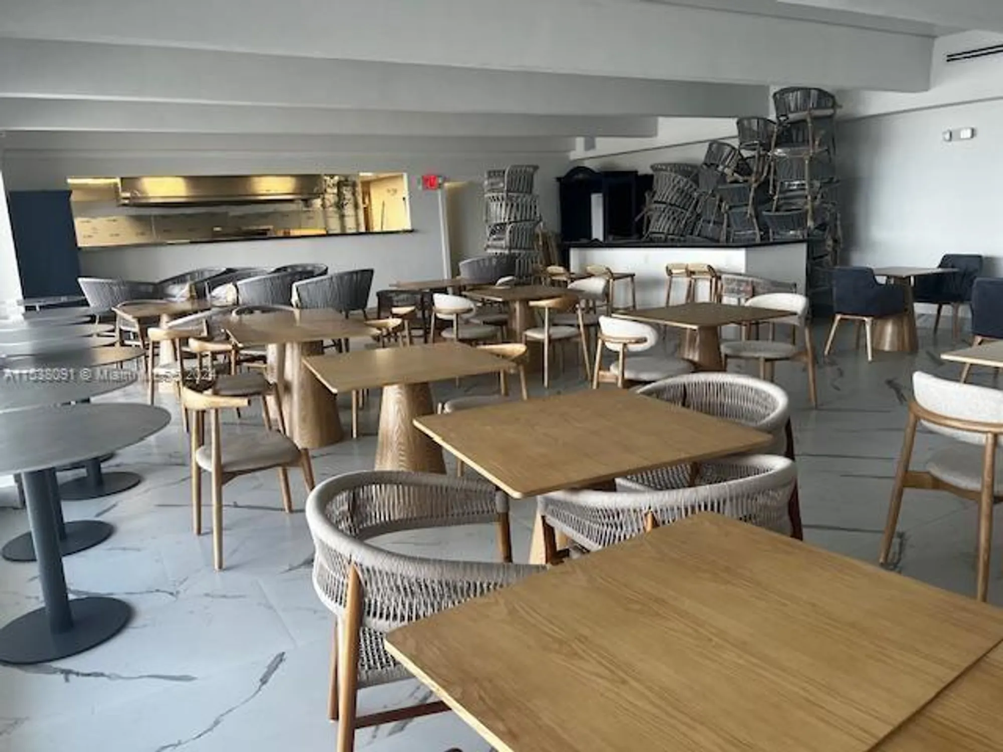 Property Slideshow image 32 of 40 | 1904 s ocean dr apt 205, Hallandale Beach, FL, 33009