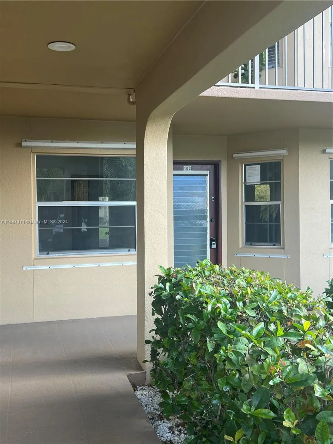 Property Slideshow image 12 of 30 | 12701 sw 14th st 103j, Pembroke Pines, FL, 33027