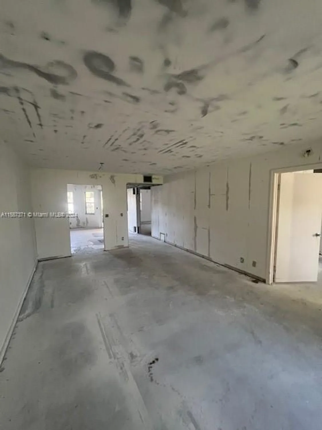 Property Slideshow image 21 of 30 | 12701 sw 14th st 103j, Pembroke Pines, FL, 33027