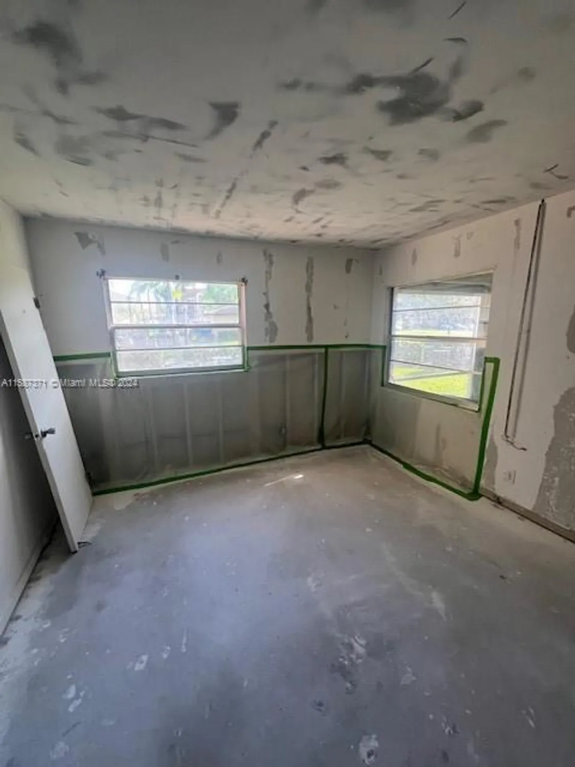 Property Slideshow image 23 of 30 | 12701 sw 14th st 103j, Pembroke Pines, FL, 33027