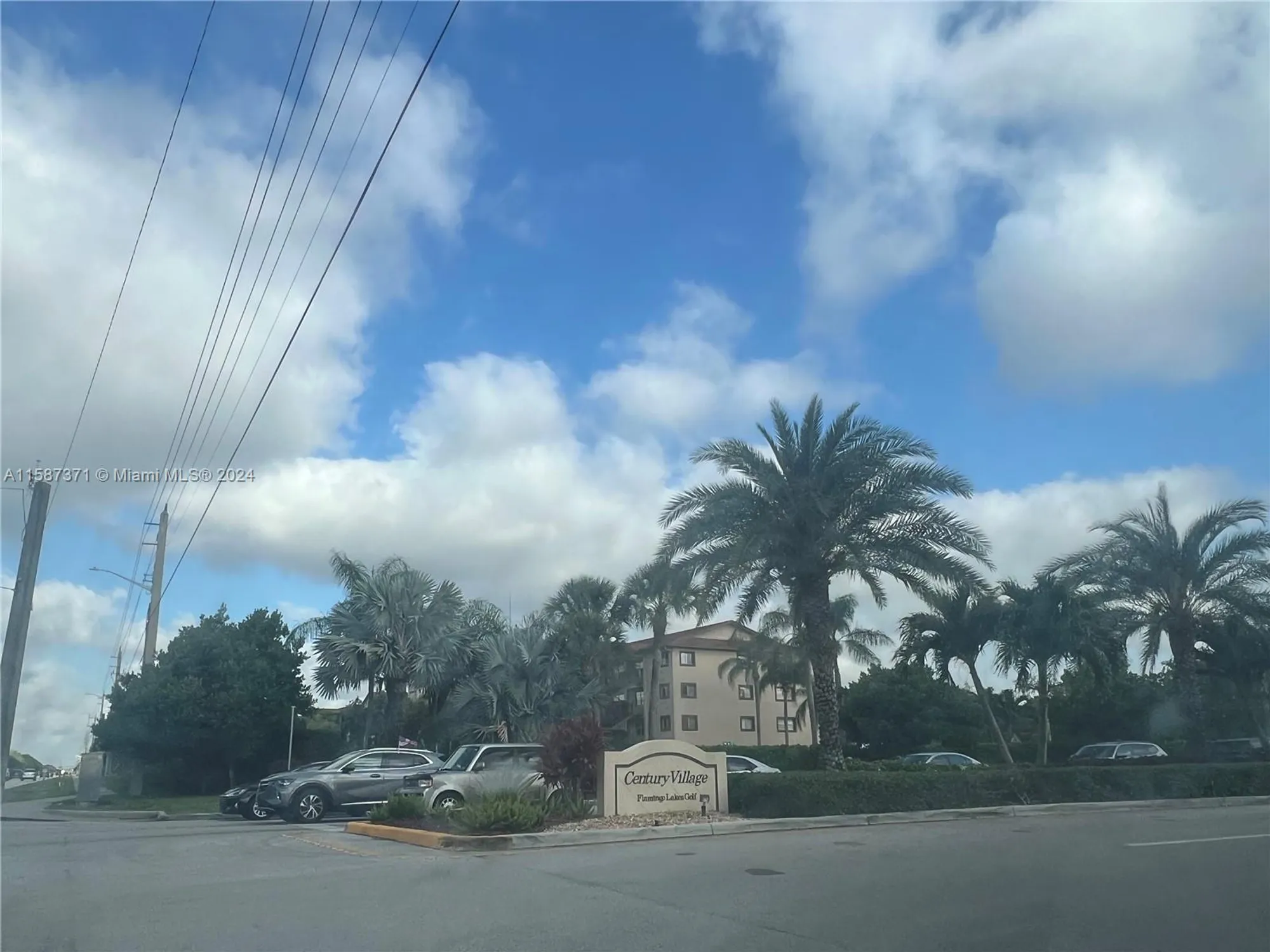 Property Slideshow image 3 of 30 | 12701 sw 14th st 103j, Pembroke Pines, FL, 33027