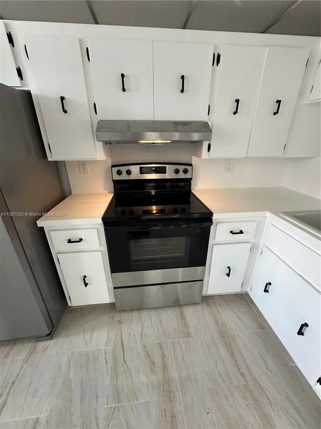 Property Slideshow image 30 of 31 | 3571 inverrary dr 202, Lauderhill, FL, 33319