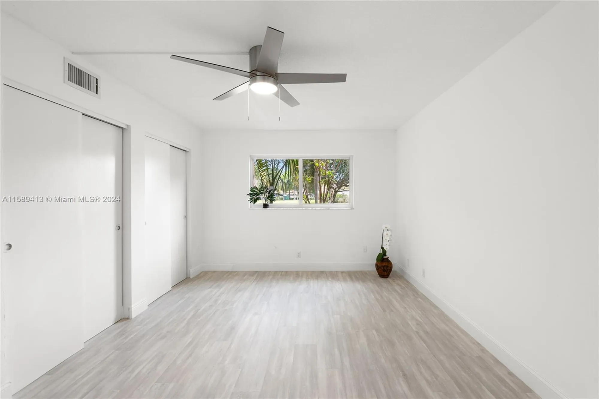 Property Slideshow image 10 of 32 | 2300 ne 1st ln 106, Boynton Beach, FL, 33435