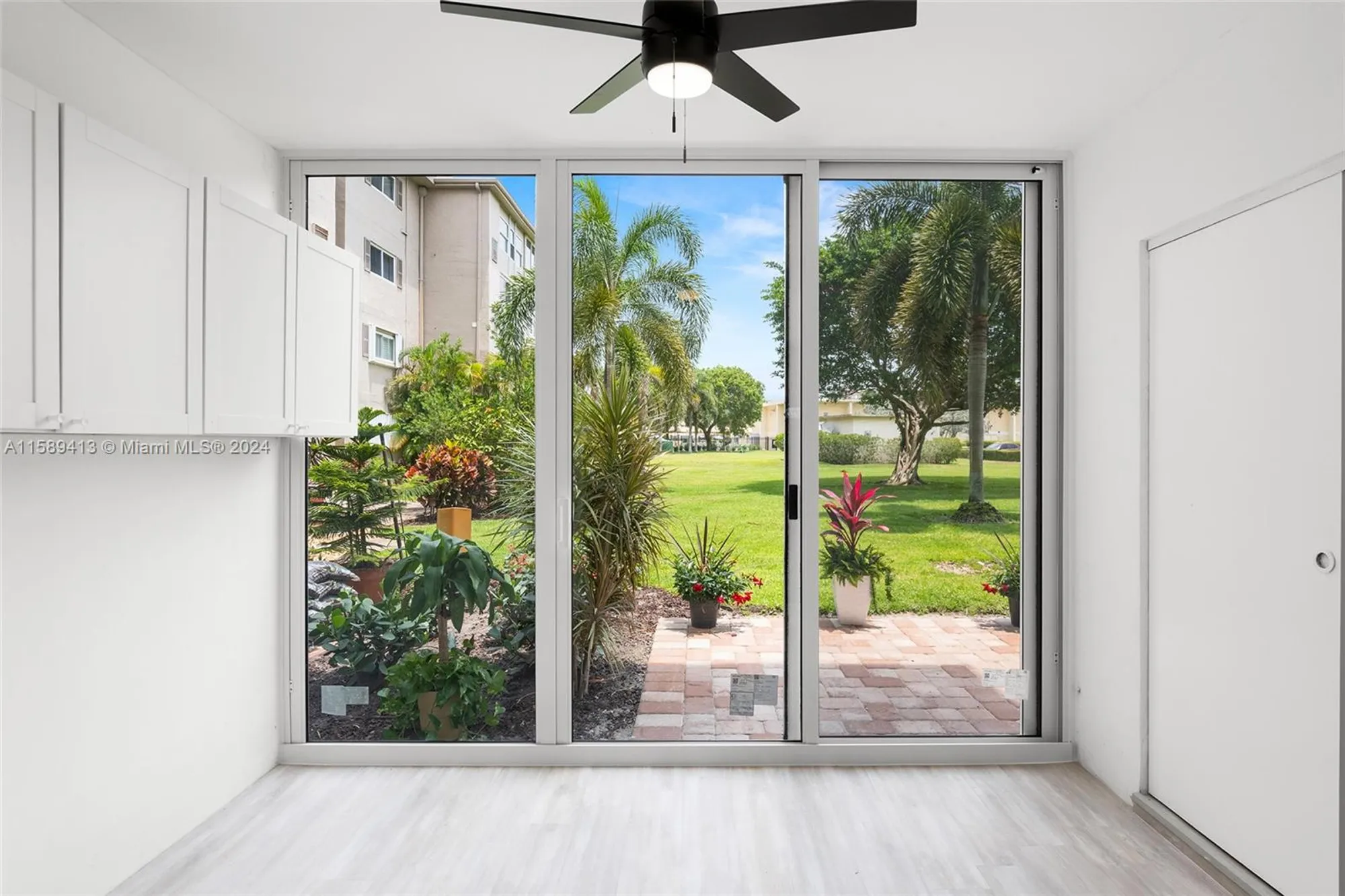 Property Slideshow image 9 of 32 | 2300 ne 1st ln 106, Boynton Beach, FL, 33435