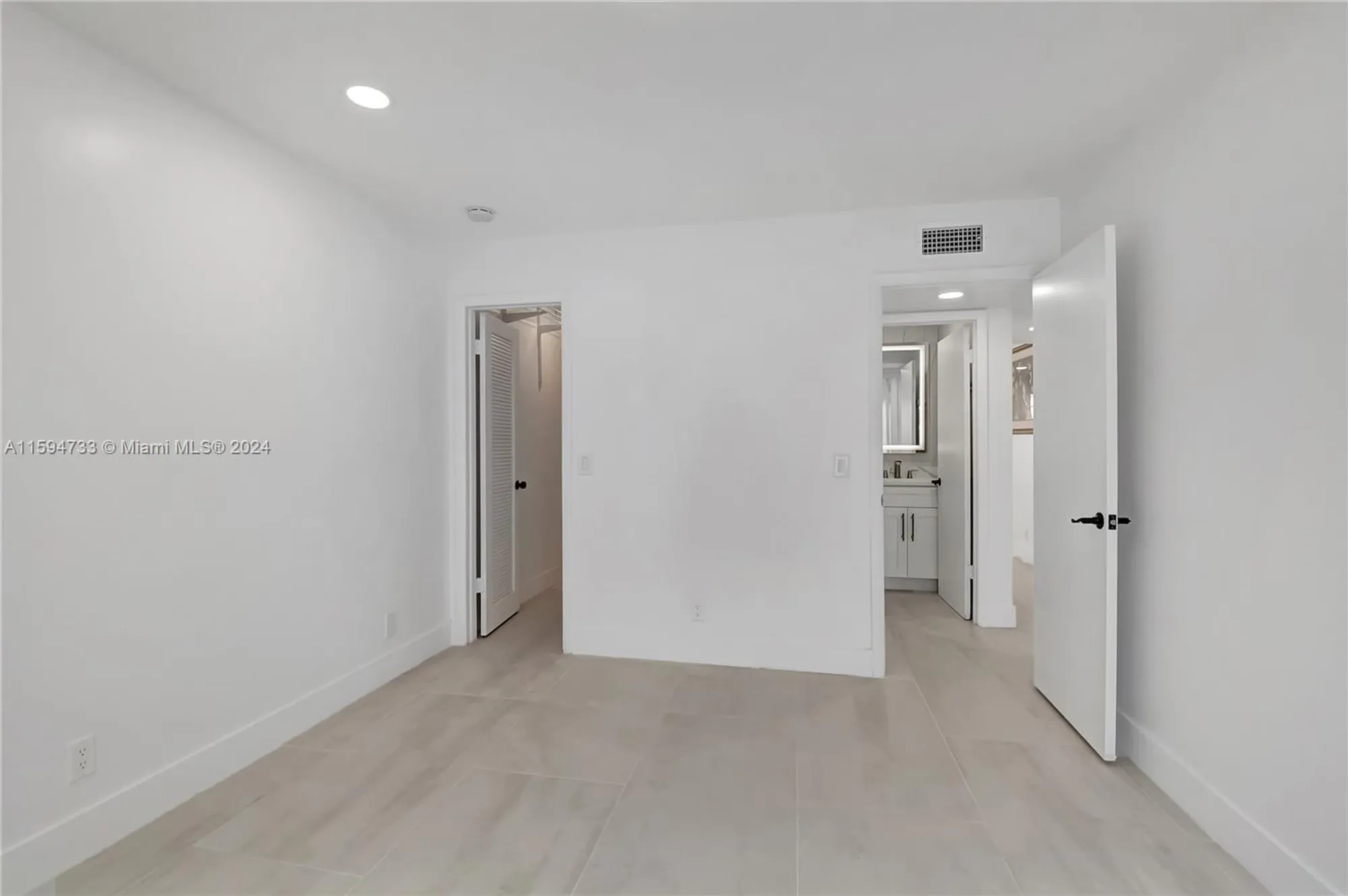 Property Slideshow image 27 of 58 | 708 normandy o # 708, Delray Beach, FL, 33484