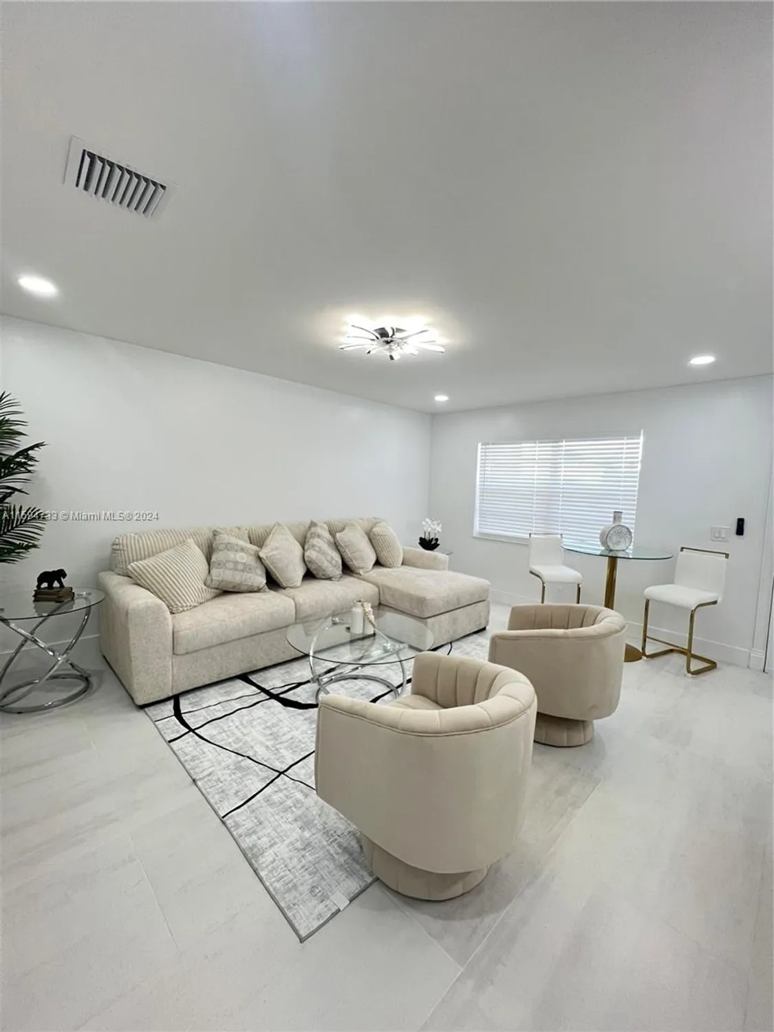 Property Slideshow image 7 of 58 | 708 normandy o # 708, Delray Beach, FL, 33484