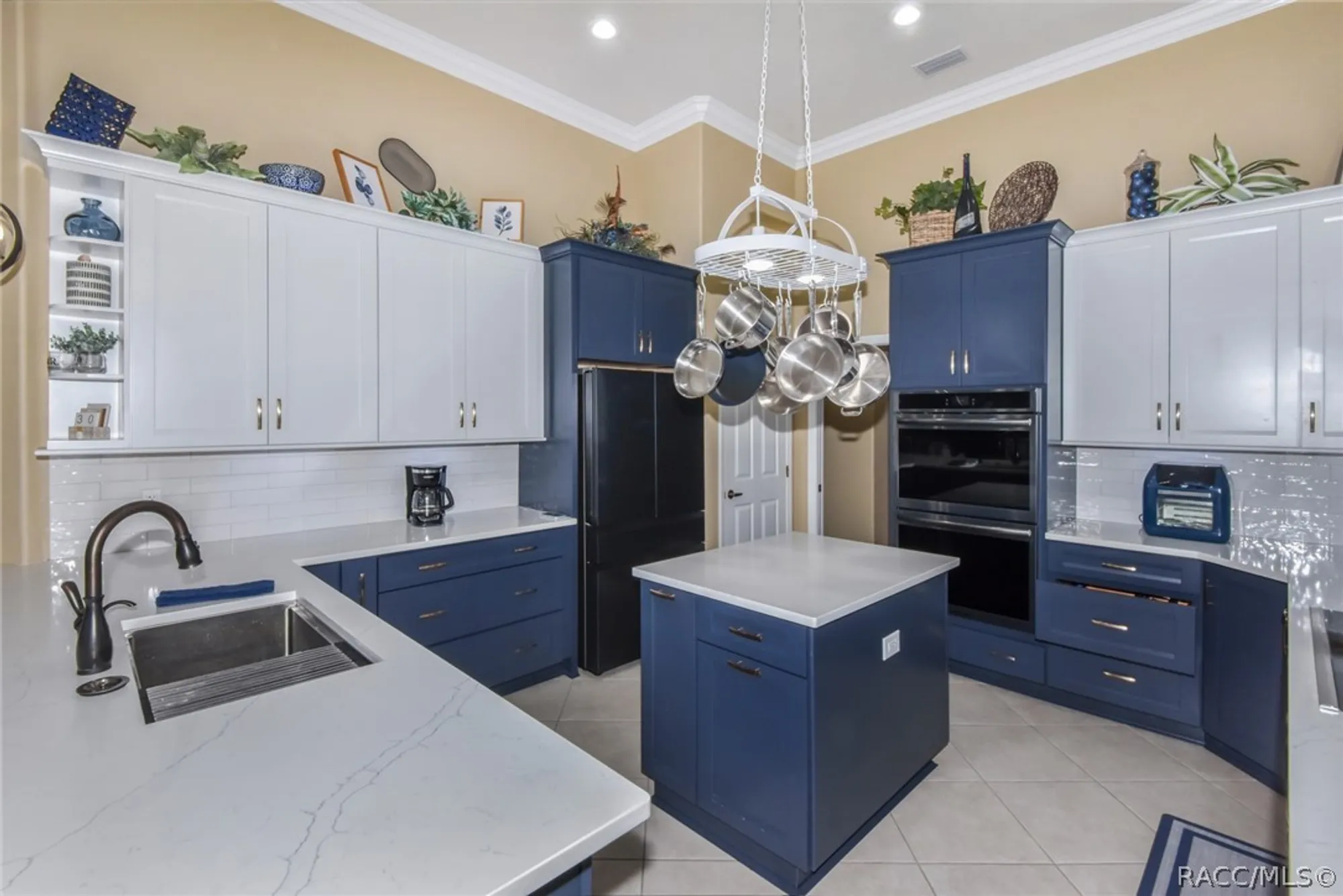 Property Slideshow image 15 of 85 | 1007 w beagle run loop, Hernando, FL, 34442