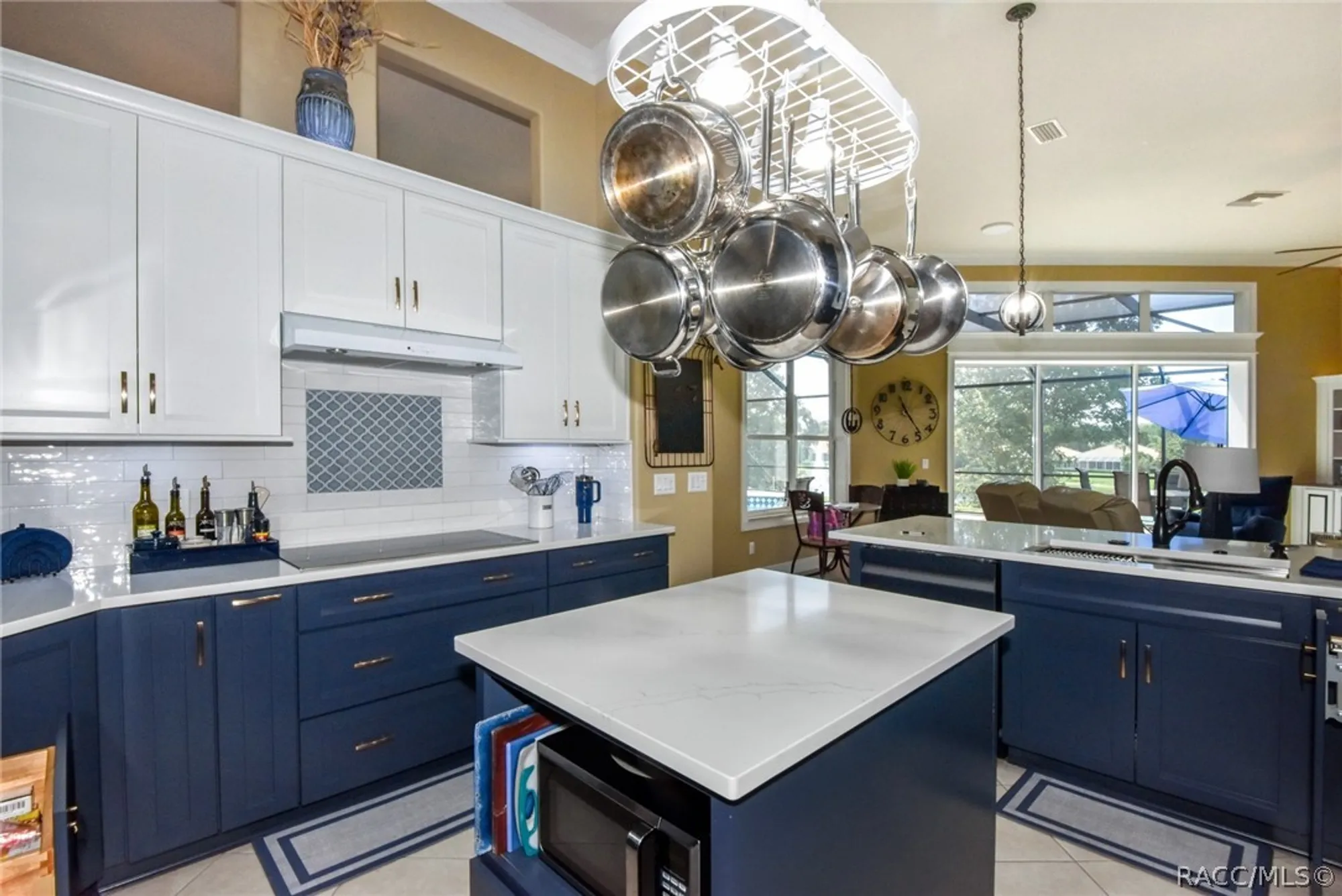 Property Slideshow image 12 of 85 | 1007 w beagle run loop, Hernando, FL, 34442