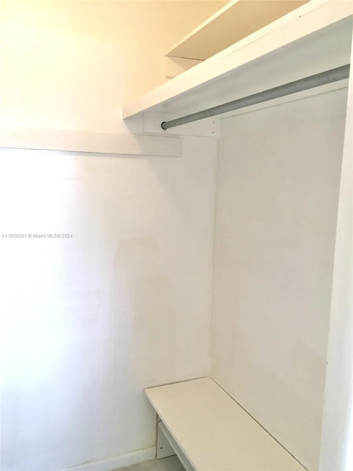 Property Slideshow image 19 of 23 | 681 s hollybrook dr apt 307, Pembroke Pines, FL, 33025