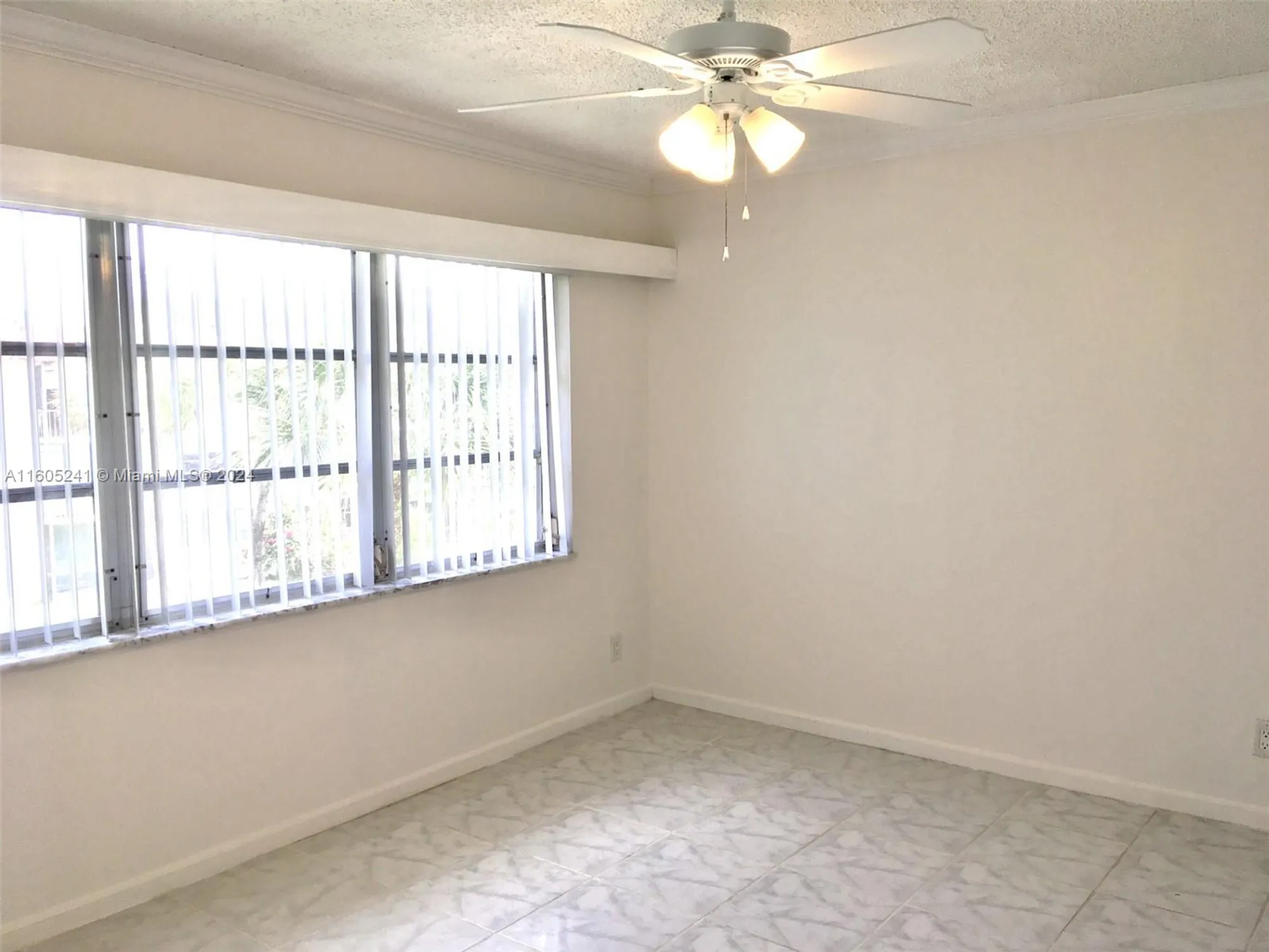 Property Slideshow image 13 of 23 | 681 s hollybrook dr apt 307, Pembroke Pines, FL, 33025