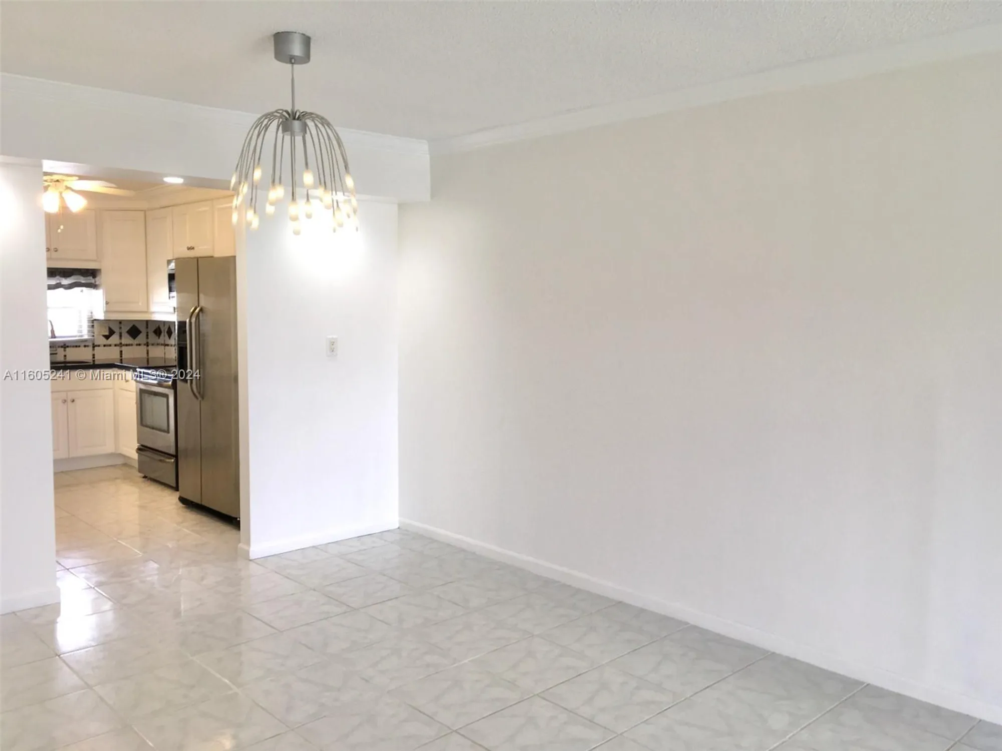 Property Slideshow image 9 of 23 | 681 s hollybrook dr apt 307, Pembroke Pines, FL, 33025