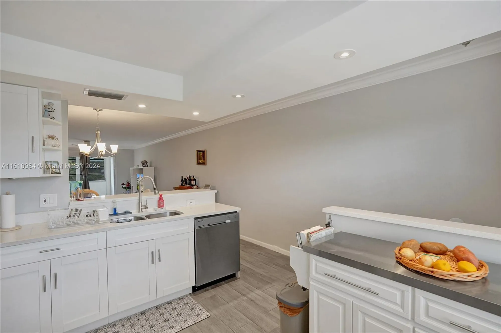 Property Slideshow image 12 of 71 | 2001 granada dr l3, Coconut Creek, FL, 33066