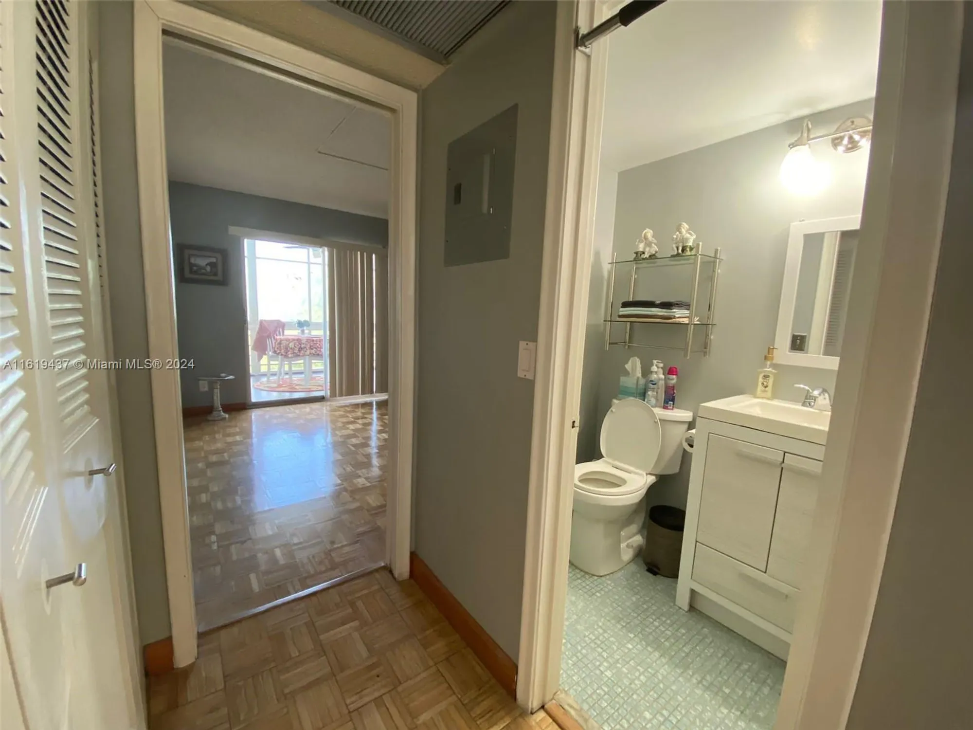 Property Slideshow image 8 of 11 | 430 southampton b # 430, West Palm Beach, FL, 33417