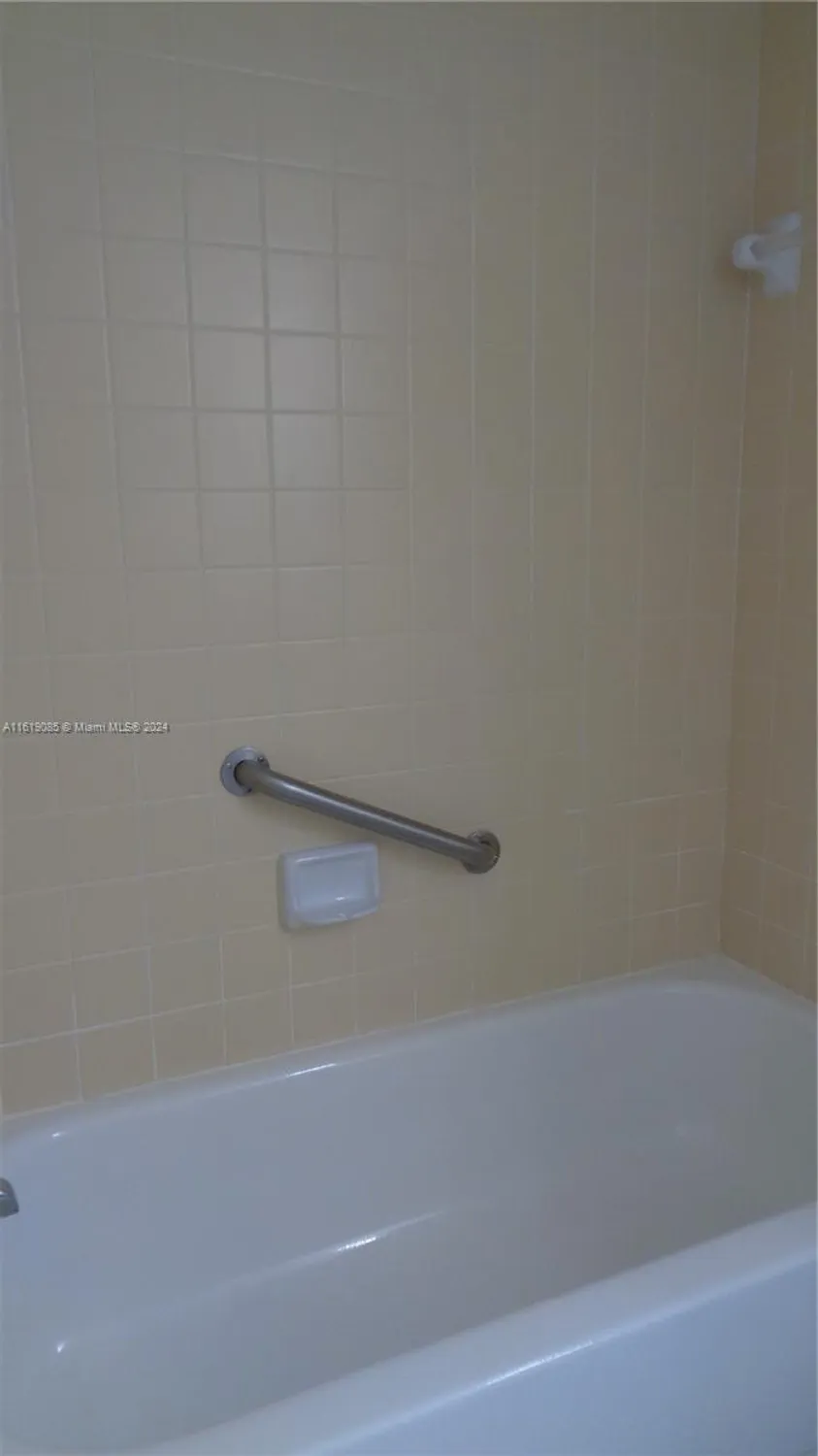 Property Slideshow image 27 of 62 | 6085 n sabal palm blvd apt 204, Tamarac, FL, 33319