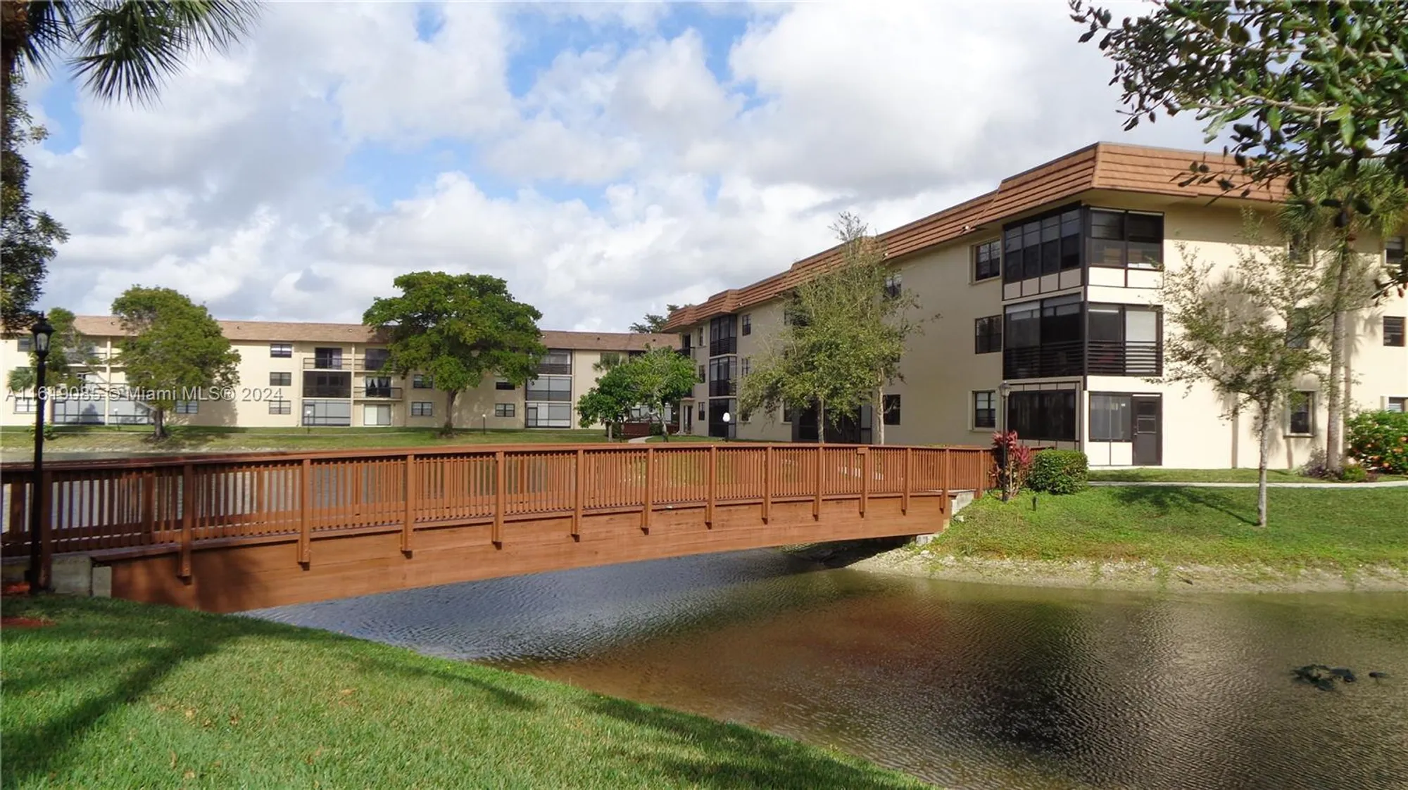 Property Slideshow image 59 of 62 | 6085 n sabal palm blvd apt 204, Tamarac, FL, 33319