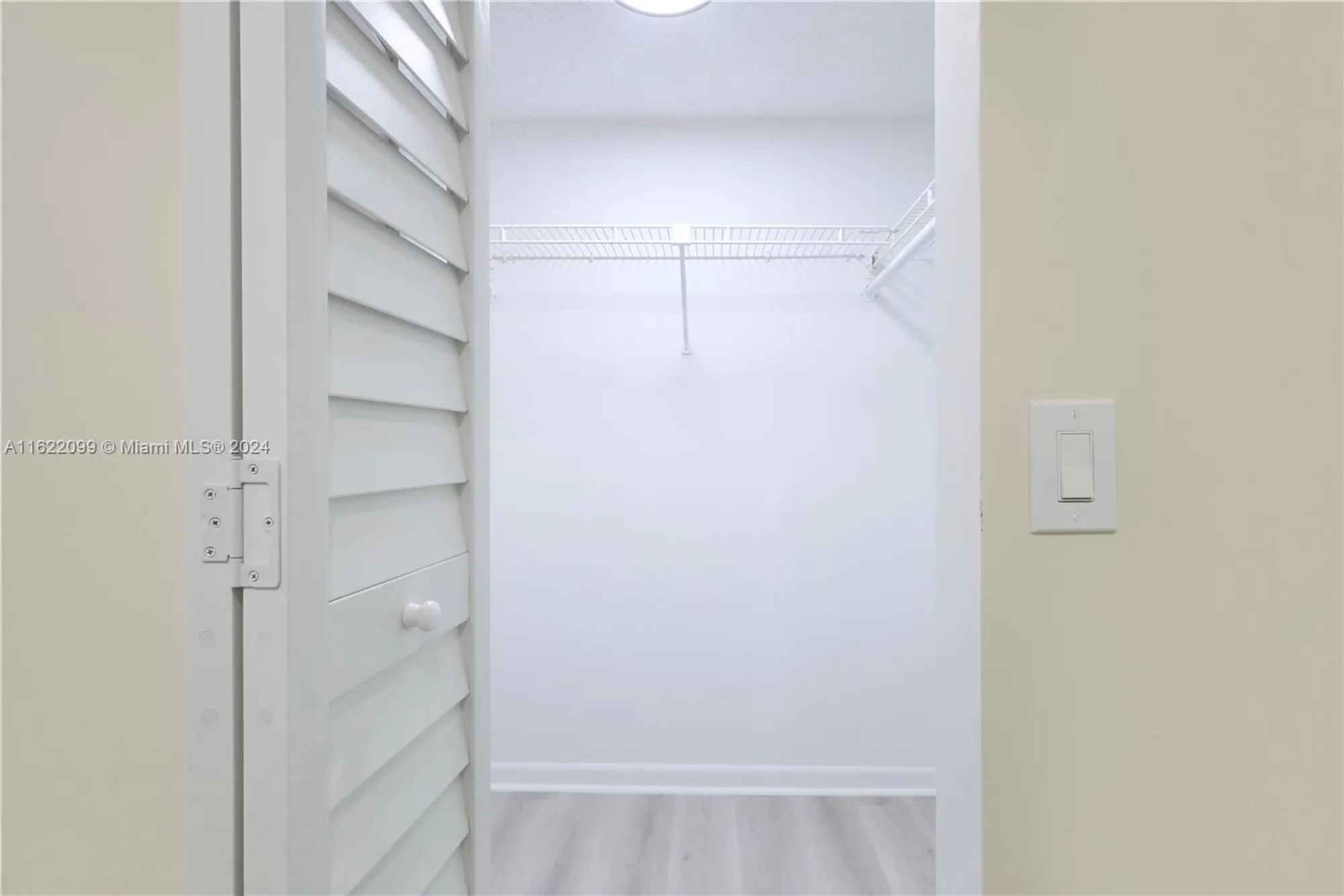 Property Slideshow image 15 of 25 | 6870 royal palm blvd apt 210m, Margate, FL, 33063