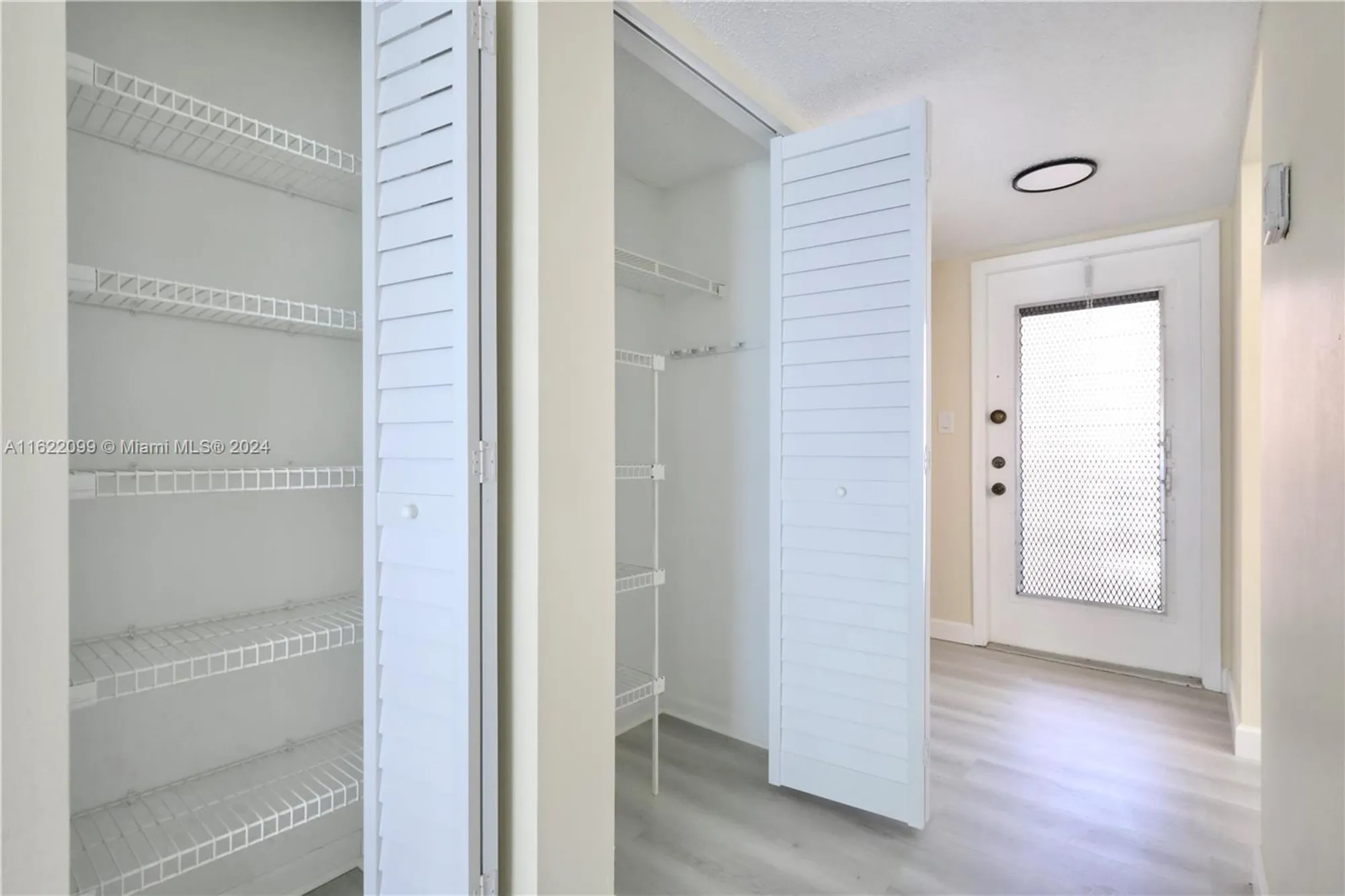 Property Slideshow image 8 of 25 | 6870 royal palm blvd apt 210m, Margate, FL, 33063