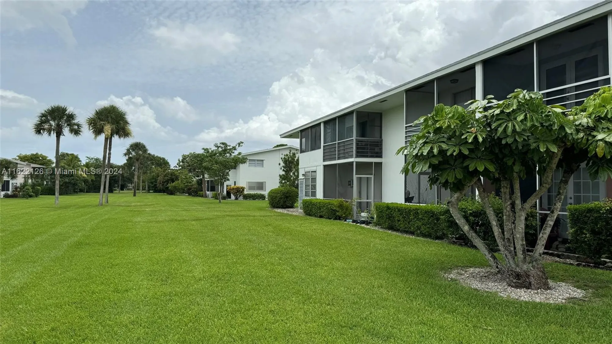 Property Slideshow image 36 of 37 | 163 coventry g # 163, West Palm Beach, FL, 33417