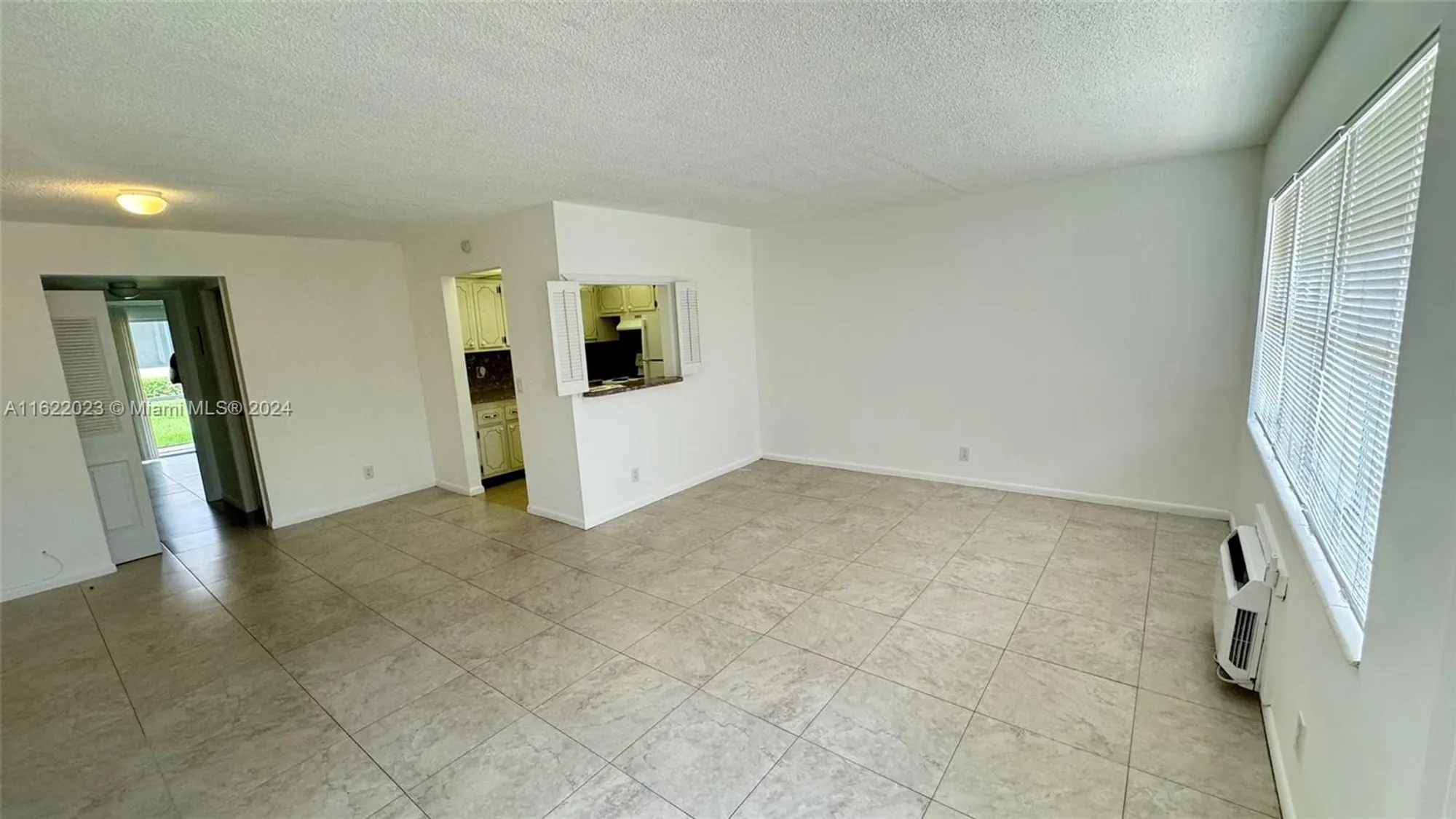 Property Slideshow image 2 of 31 | 18 hastings b # 18, West Palm Beach, FL, 33417
