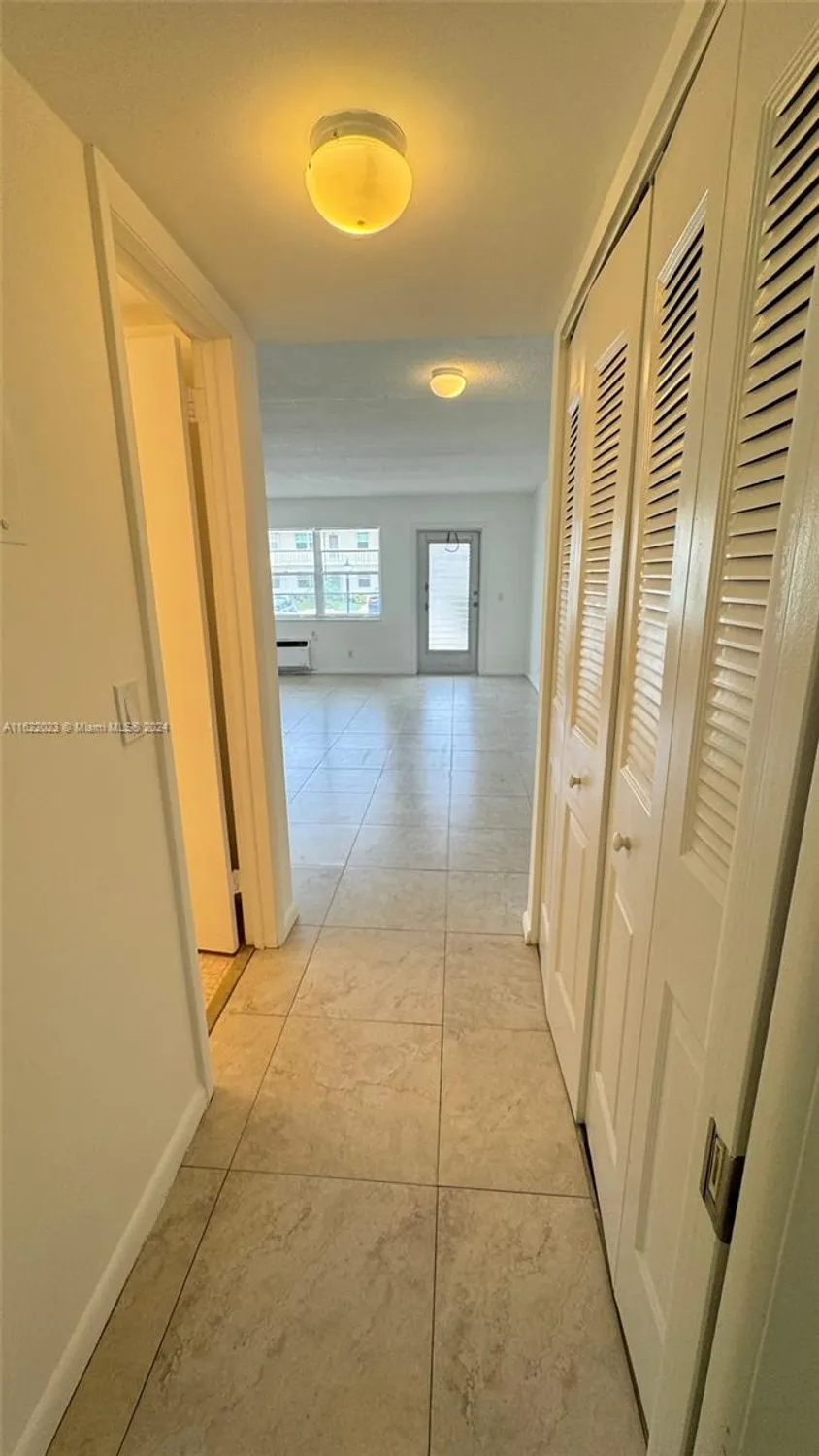 Property Slideshow image 21 of 31 | 18 hastings b # 18, West Palm Beach, FL, 33417