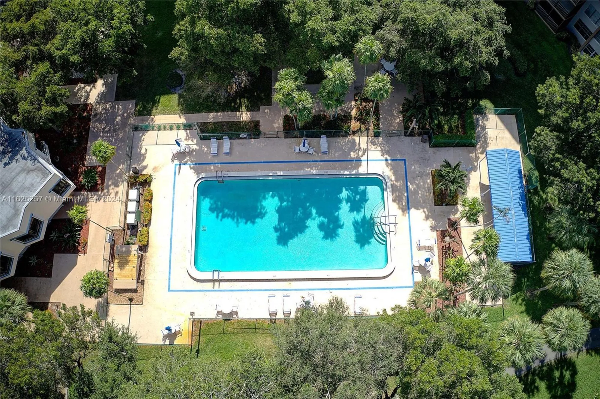 Property Slideshow image 19 of 20 | 1000 saint charles pl 522, Pembroke Pines, FL, 33026