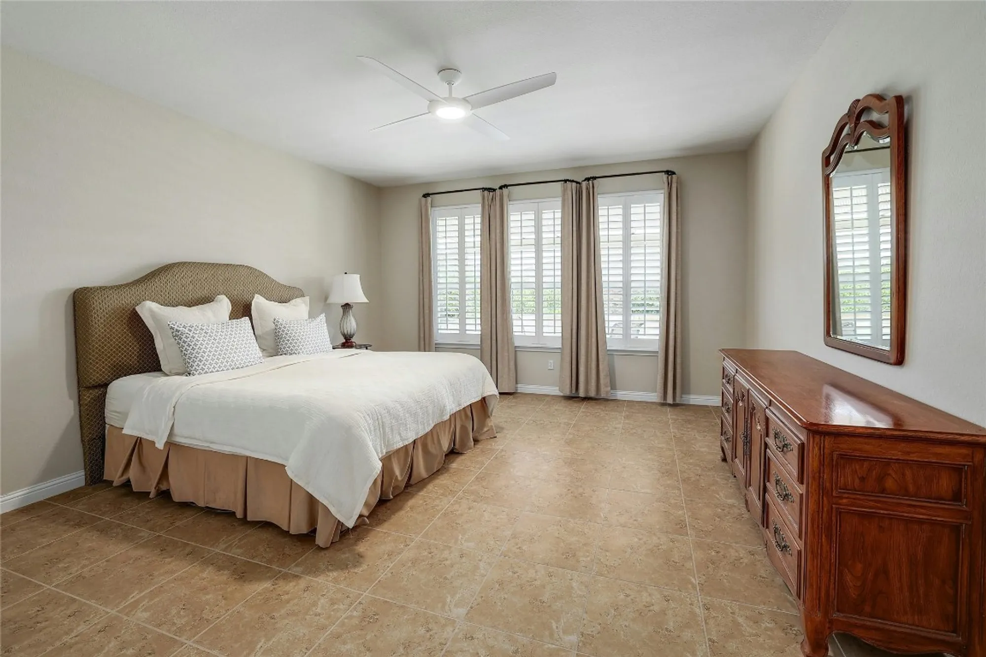 Property Slideshow image 14 of 25 | 523 mckittrick ridge rd, Georgetown, TX, 78633