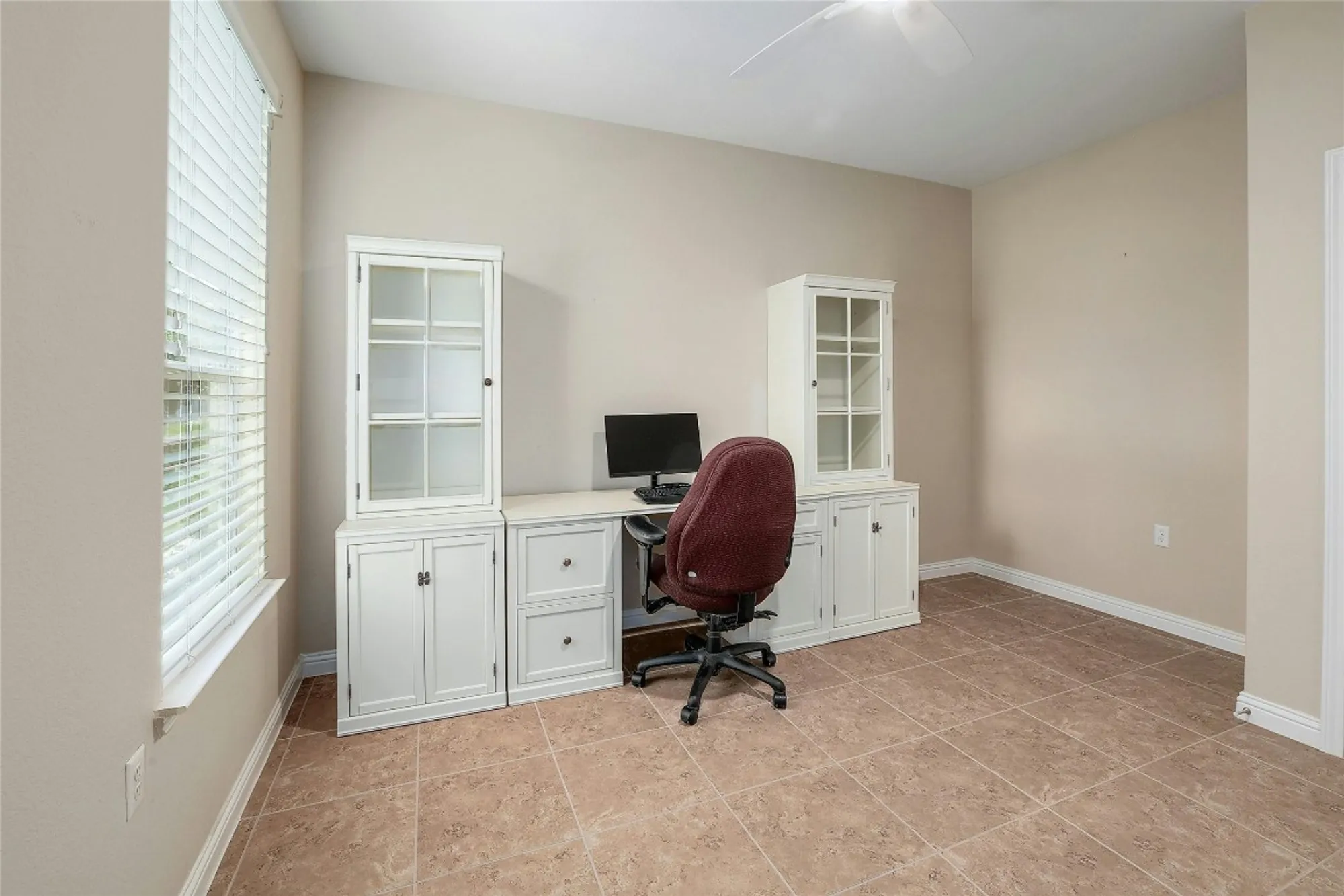 Property Slideshow image 18 of 25 | 523 mckittrick ridge rd, Georgetown, TX, 78633