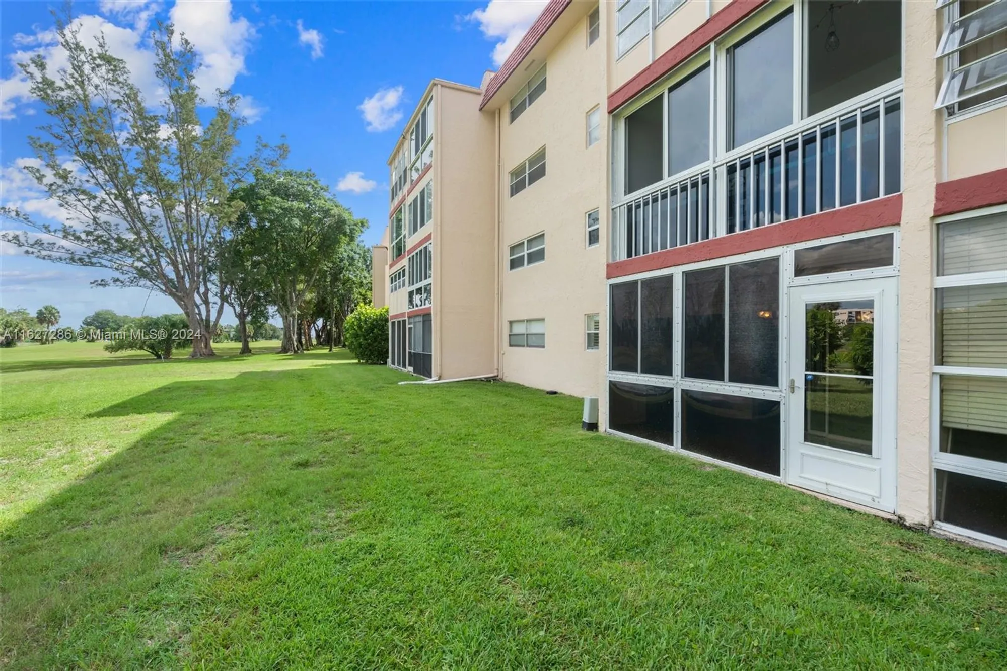 Property Slideshow image 18 of 26 | 1045 country club dr apt 107, Margate, FL, 33063