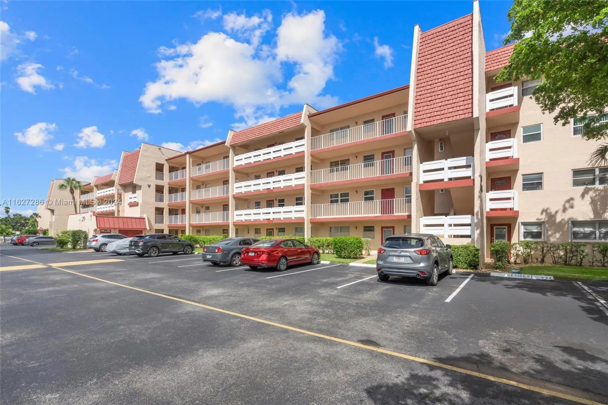 Property Slideshow image 26 of 26 | 1045 country club dr apt 107, Margate, FL, 33063