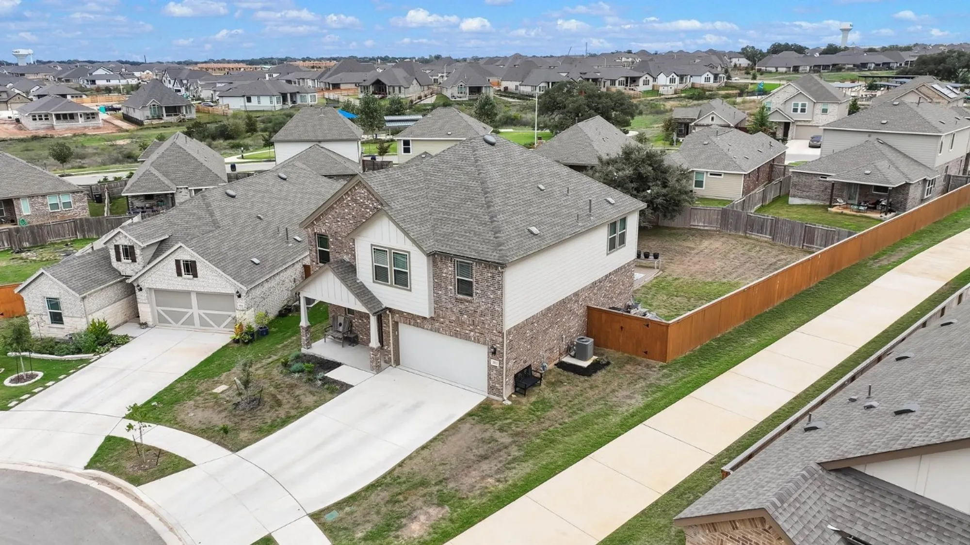 Property Slideshow image 2 of 24 | 2033 egret ave, New Braunfels, TX, 78132