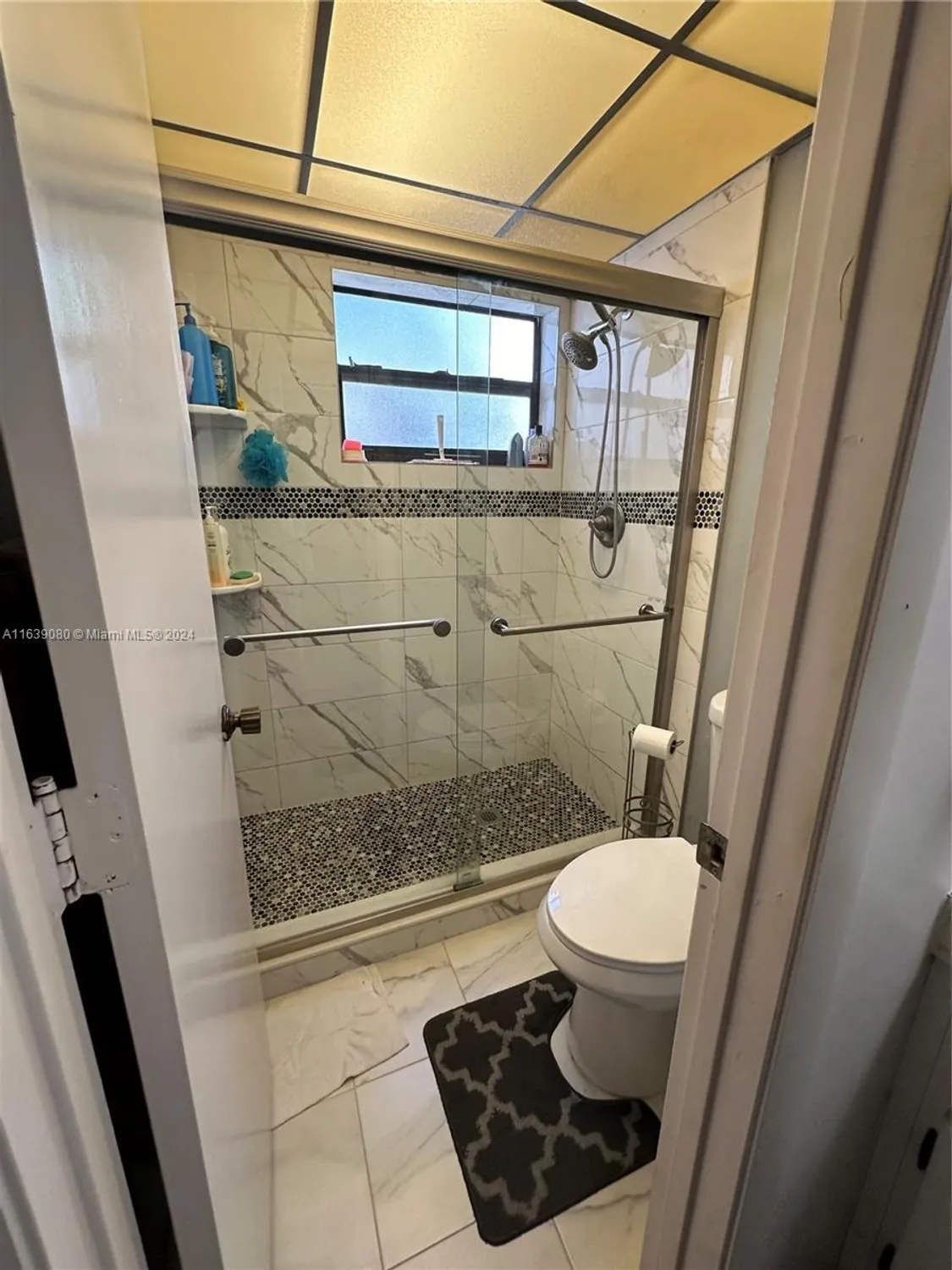 Property Slideshow image 14 of 19 | 6701 n university dr 202, Tamarac, FL, 33321