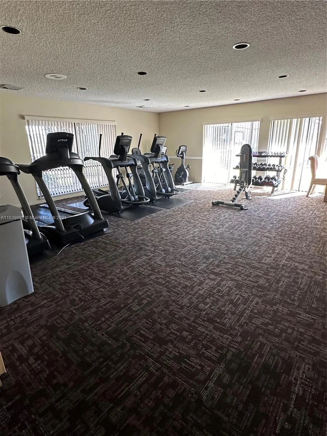 Property Slideshow image 18 of 19 | 6701 n university dr 202, Tamarac, FL, 33321