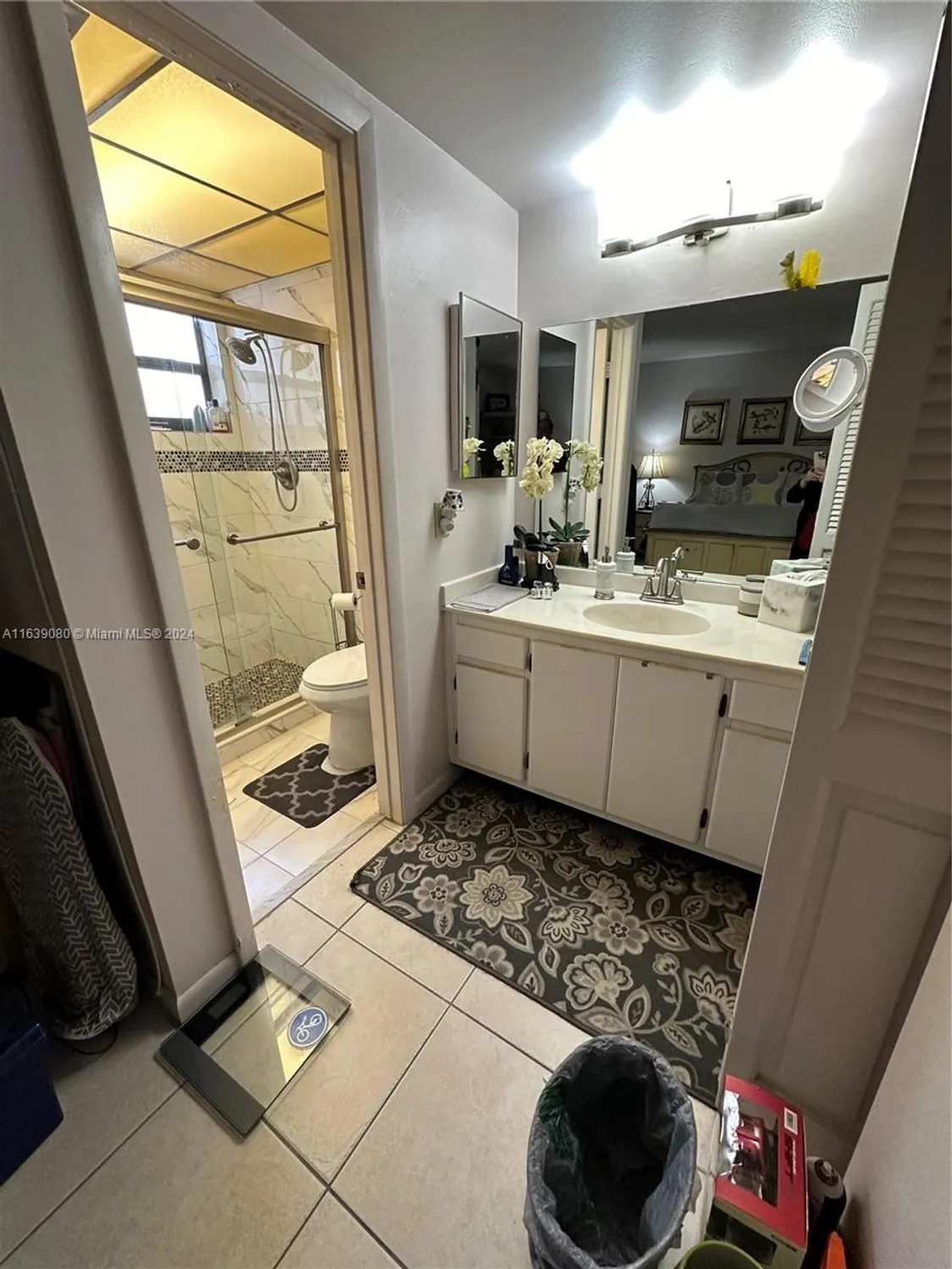 Property Slideshow image 10 of 19 | 6701 n university dr 202, Tamarac, FL, 33321