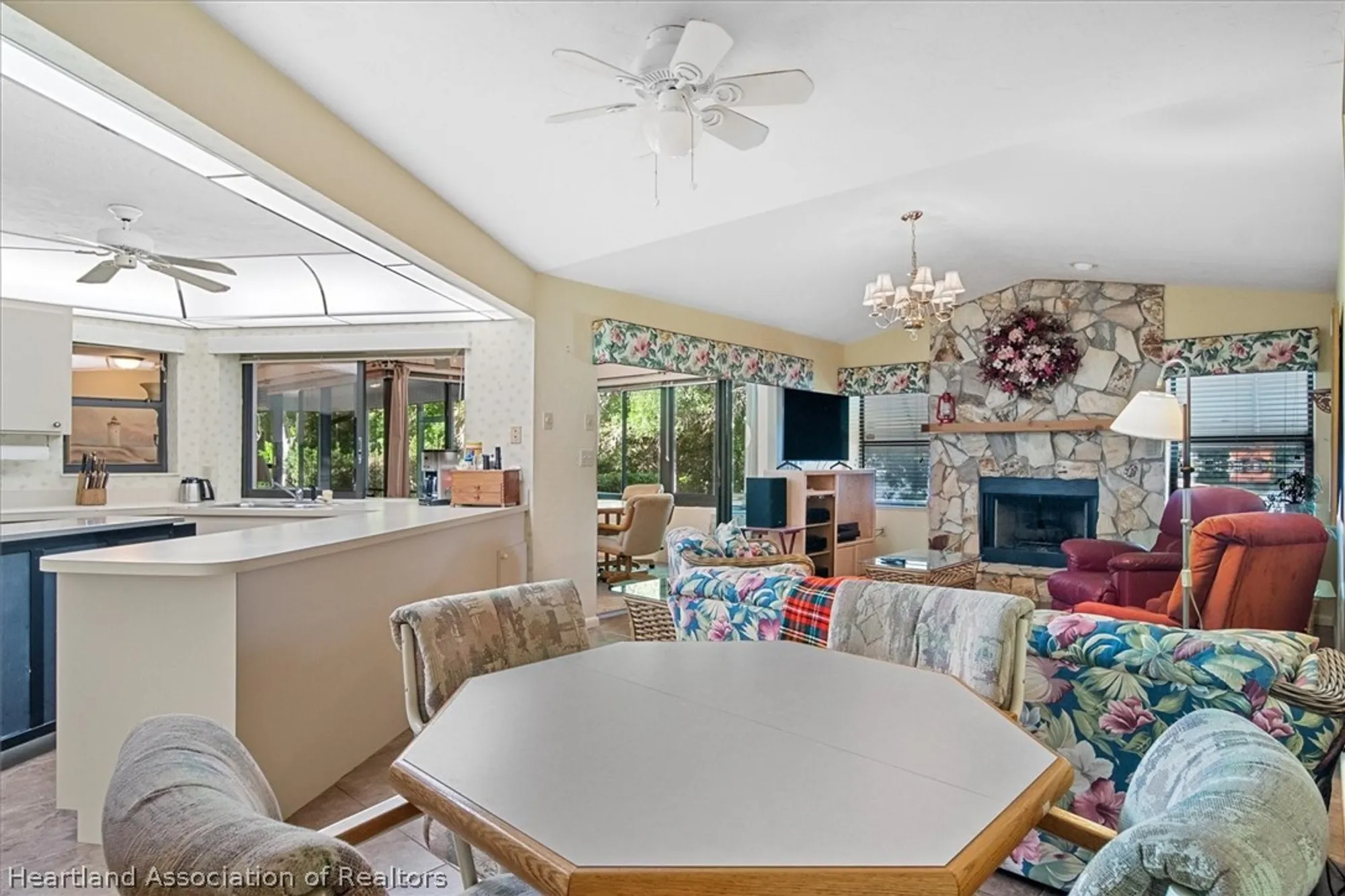 Property Slideshow image 6 of 27 | , Lake Placid, FL, 33852