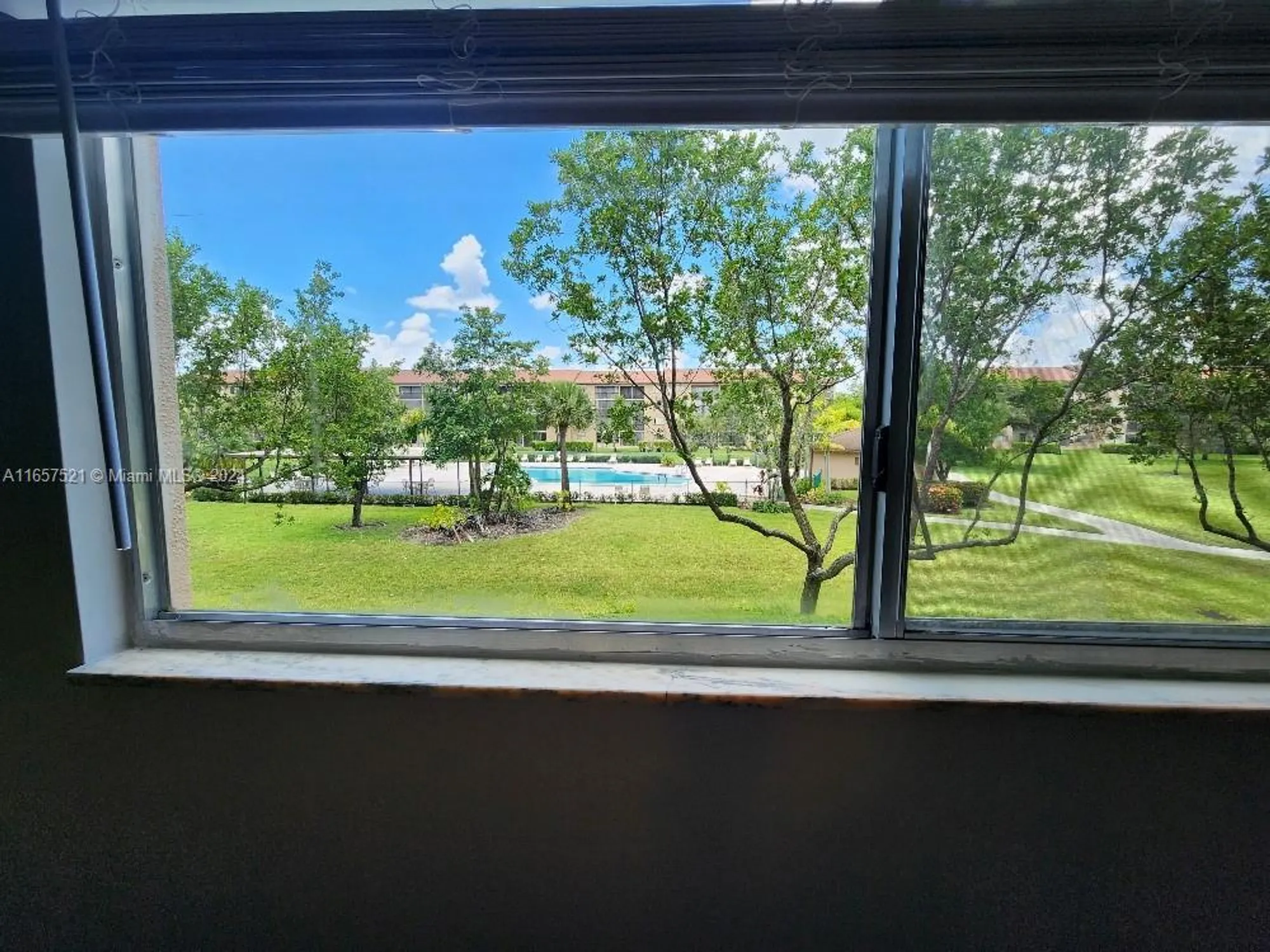 Property Slideshow image 13 of 17 | 12651 sw 16th ct 211b, Pembroke Pines, FL, 33027