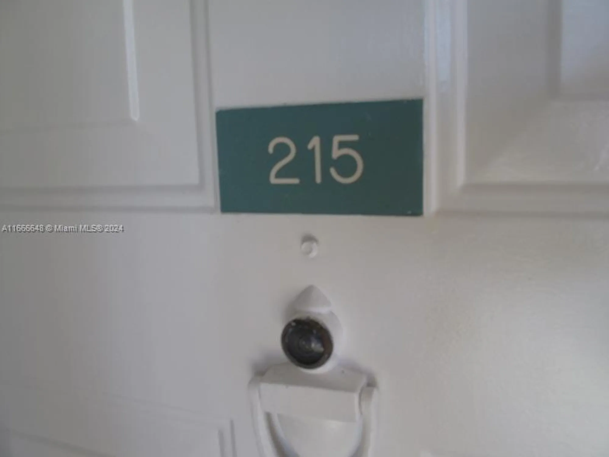 Property Slideshow image 20 of 21 | 9511 weldon cir g215, Tamarac, FL, 33321