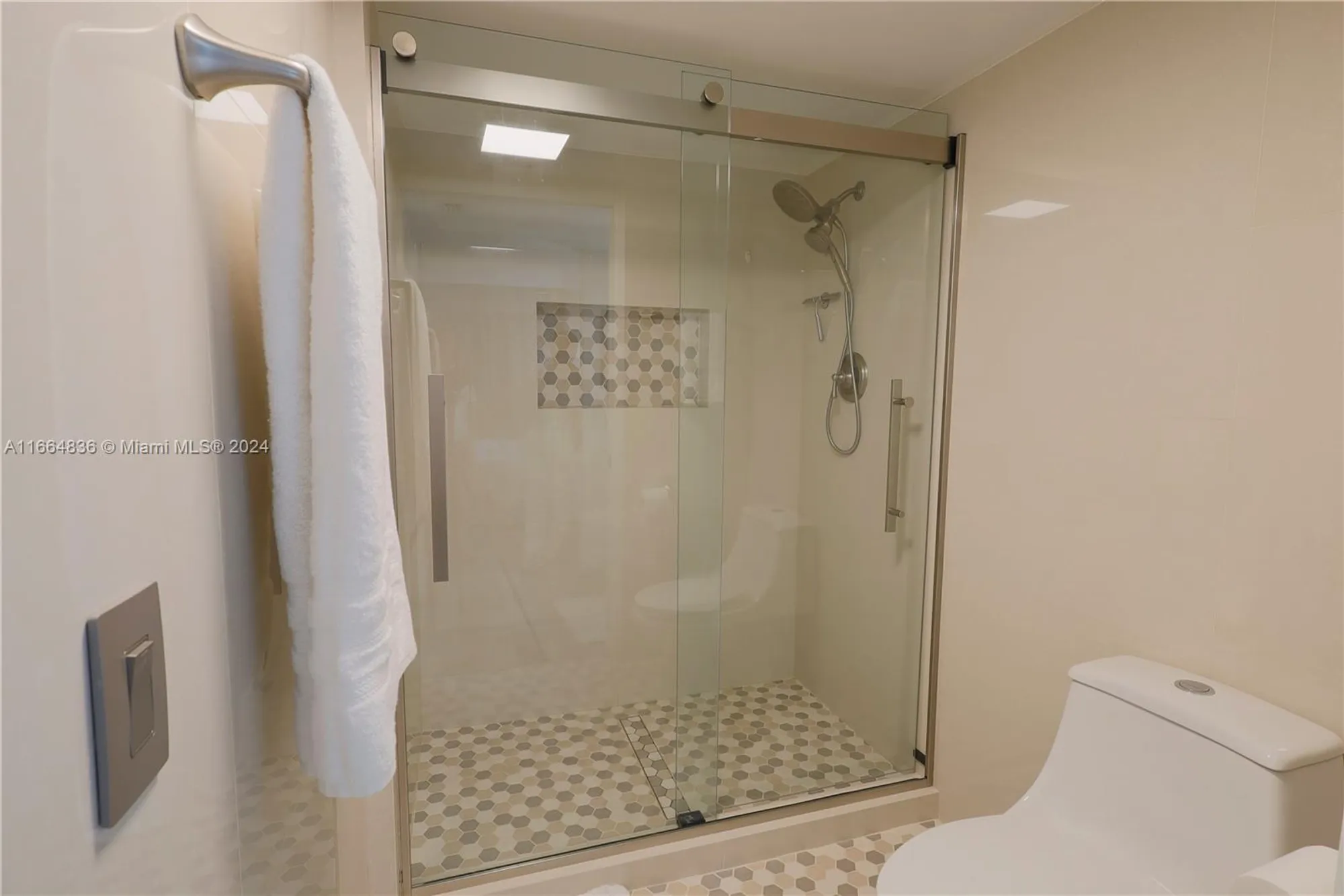 Property Slideshow image 26 of 43 | 12750 sw 15th st 106d, Pembroke Pines, FL, 33027