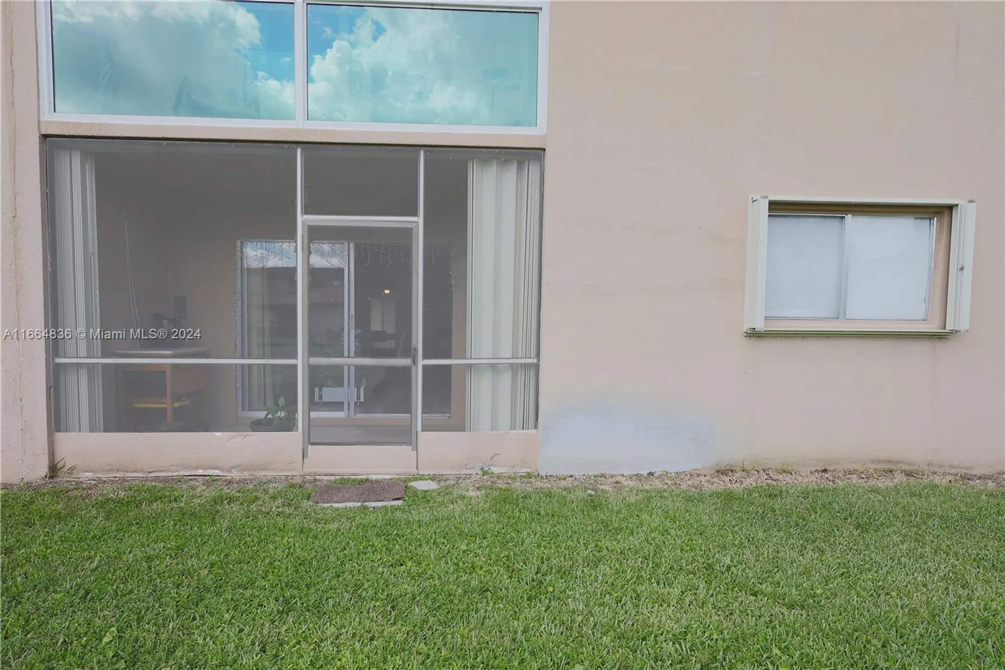 Property Slideshow image 32 of 43 | 12750 sw 15th st 106d, Pembroke Pines, FL, 33027