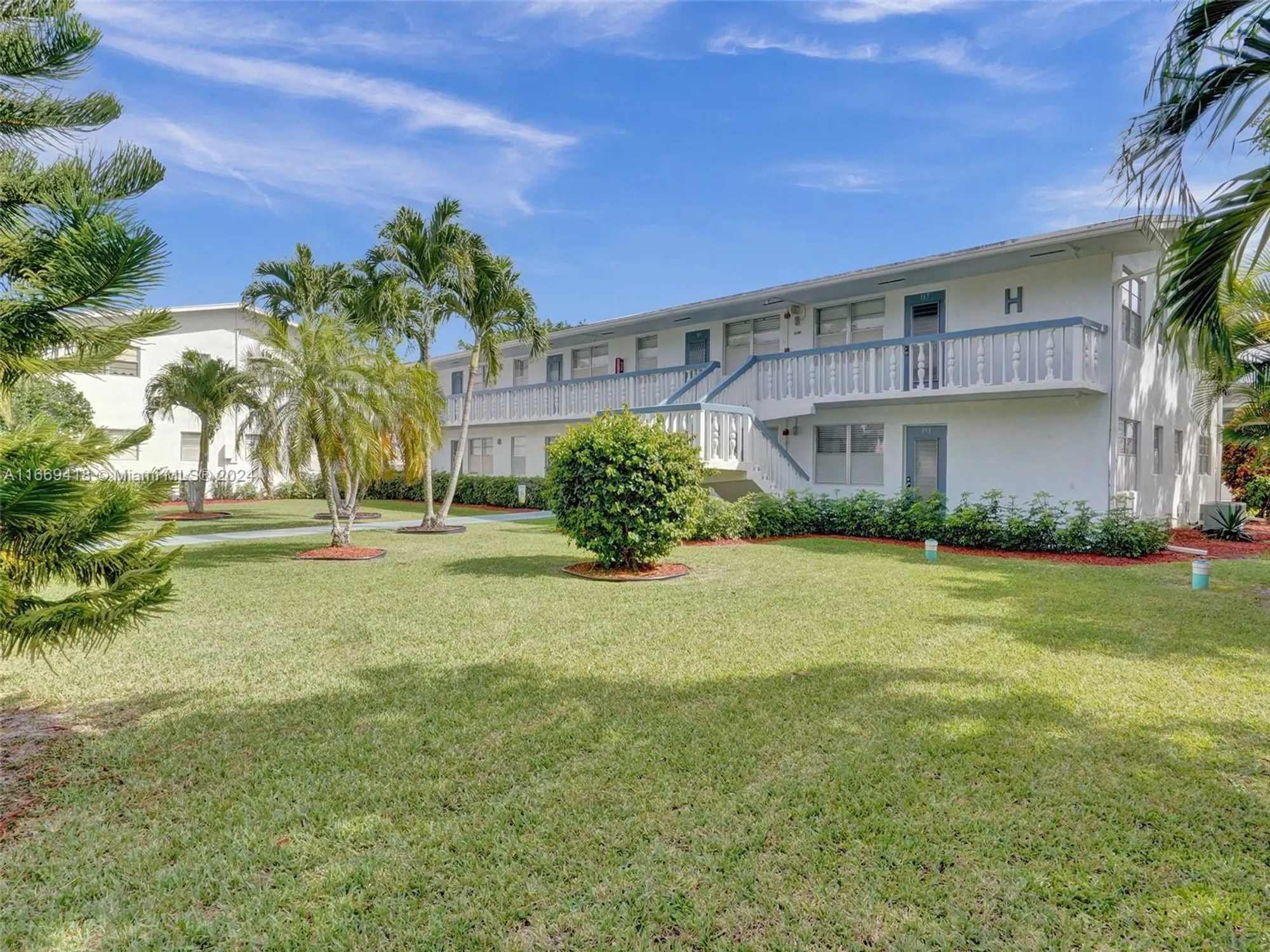 Property Slideshow image 6 of 44 | 154 markham h # 154, Deerfield Beach, FL, 33442