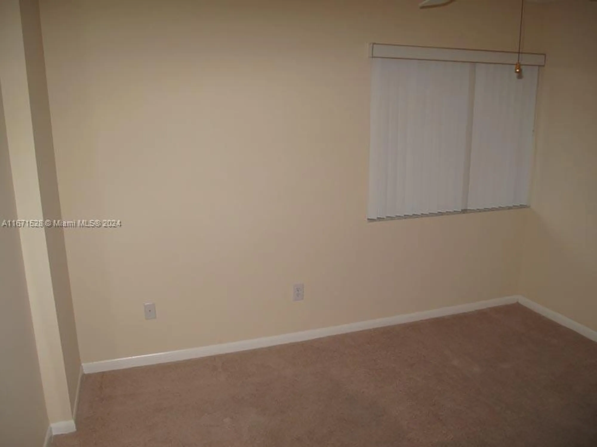 Property Slideshow image 15 of 21 | 9511 weldon cir g402, Tamarac, FL, 33321