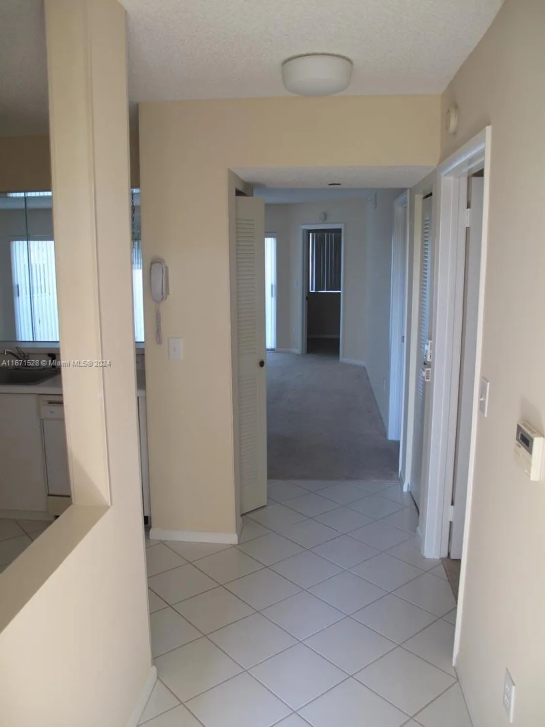 Property Slideshow image 4 of 21 | 9511 weldon cir g402, Tamarac, FL, 33321